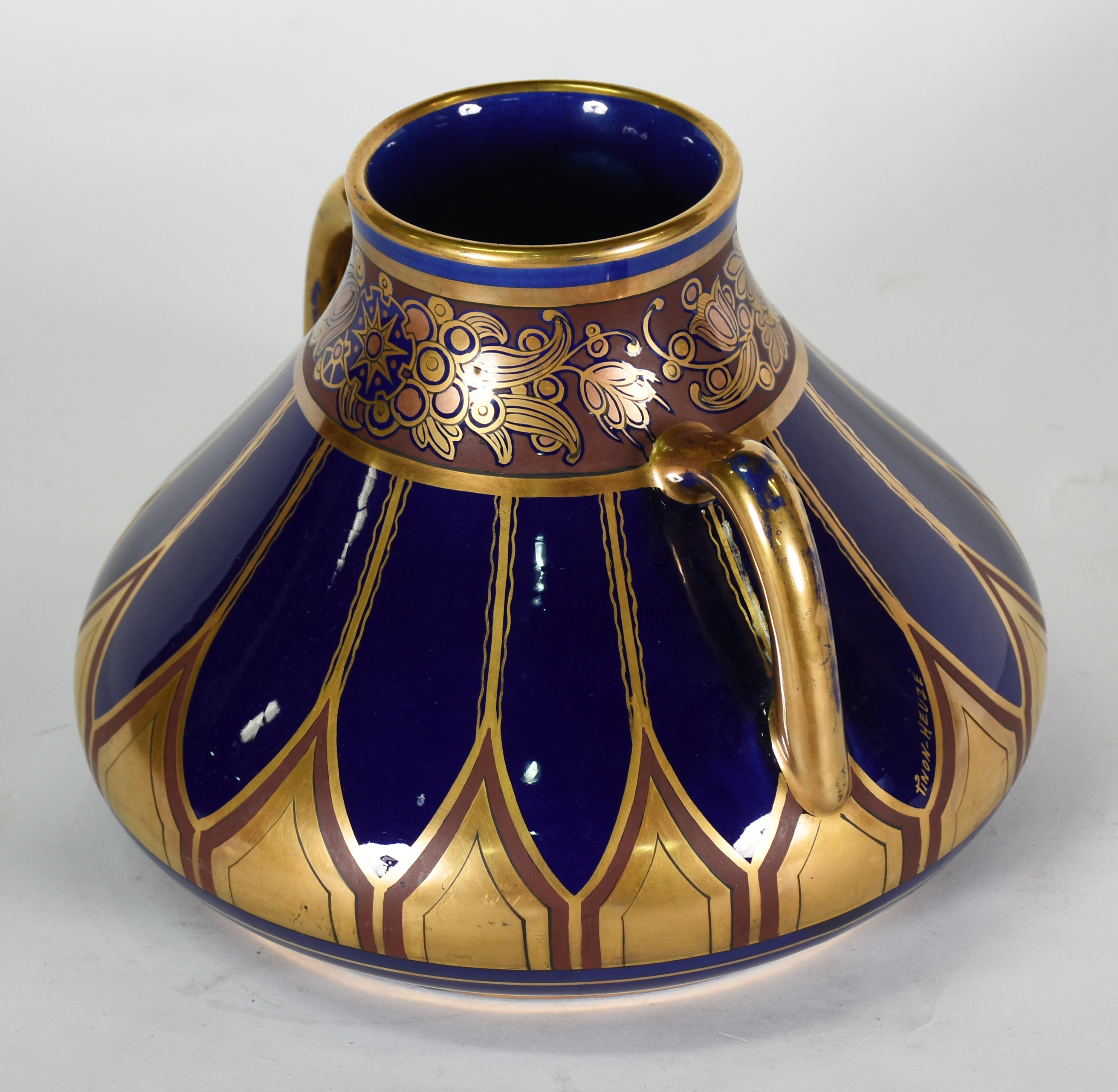 Vaso Art deco assinado . Vidro artístico nos tons de azul cobalto e... - foto 2 de 4