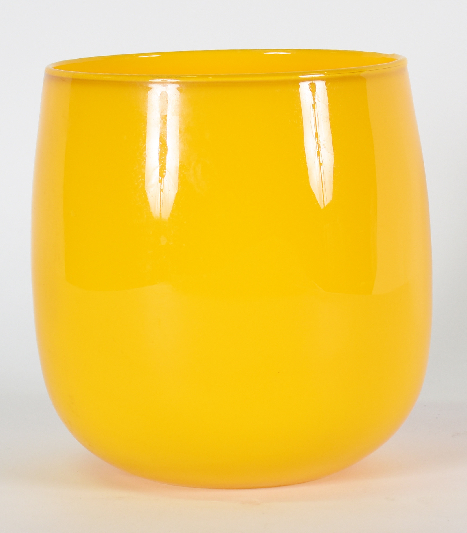 Vaso de vidro amarelo - foto 2 de 2