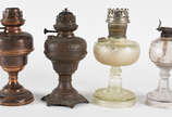 Quatro antigas bases para  lampiões .  - Quatro antigas bases para  lampiões . 