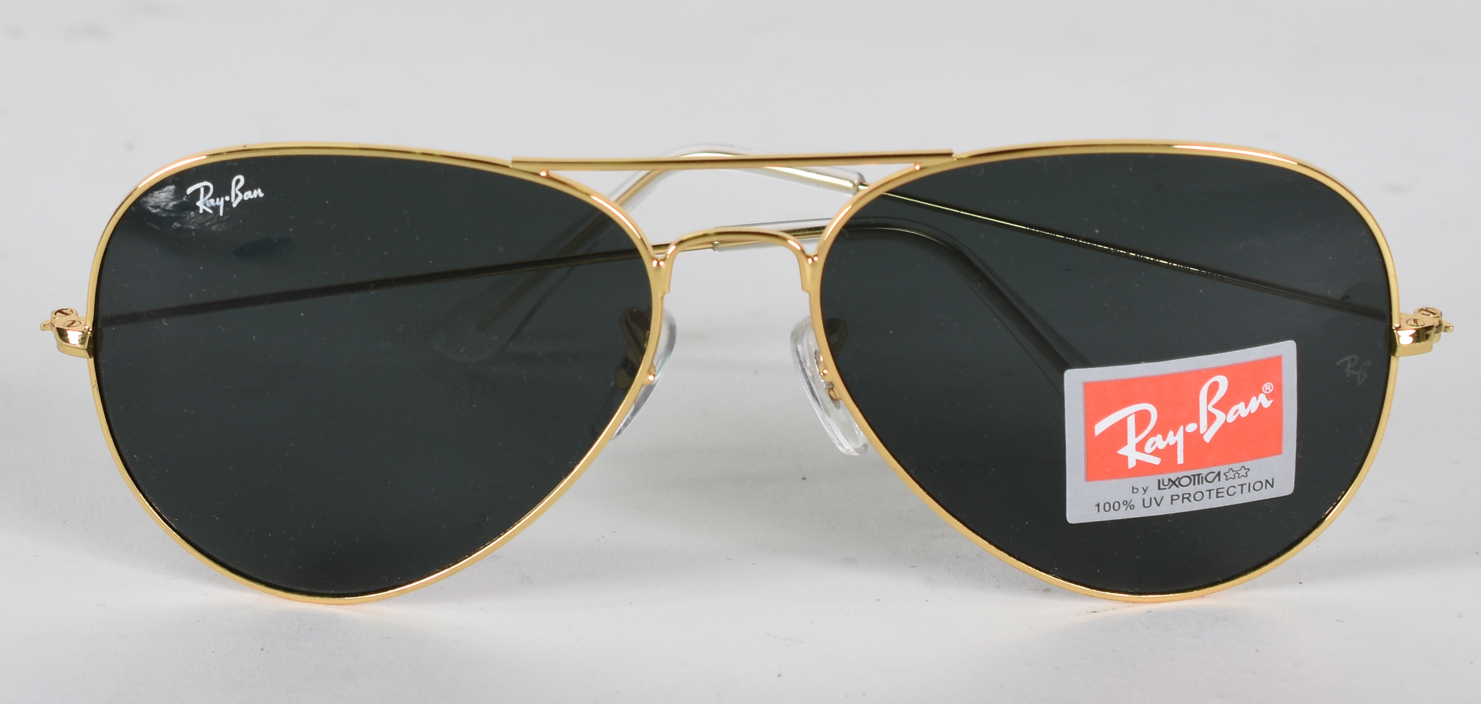 Óculos escuros Ray Ban - foto 1 de 4