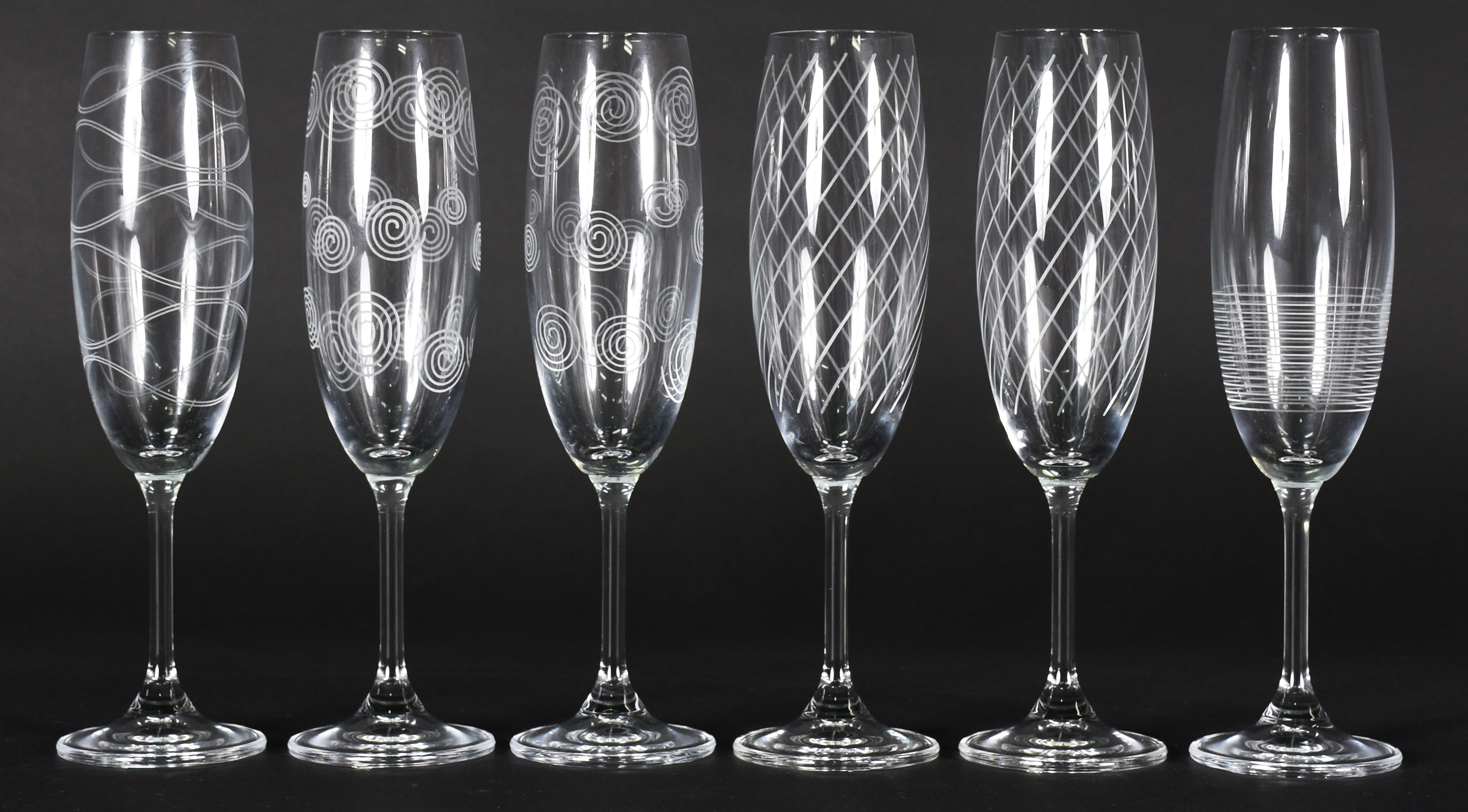 Seis flutes de cristal da bohemia 210 ml desenhada - foto 1 de 2