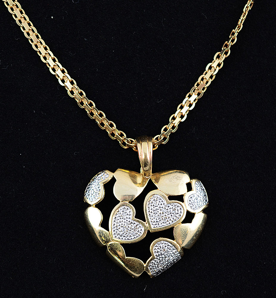 Gargantilha de ouro amarelo 18 k e pingente com 15 brilhantes. Peso... - foto 1 de 2
