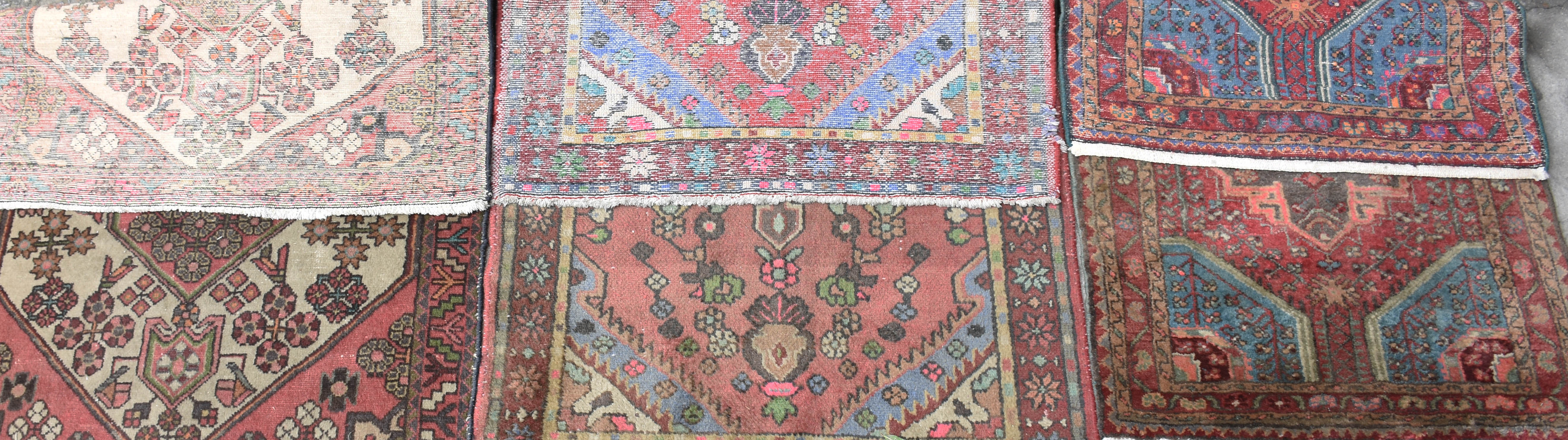 Três tapetes Hamadan - foto 2 de 4
