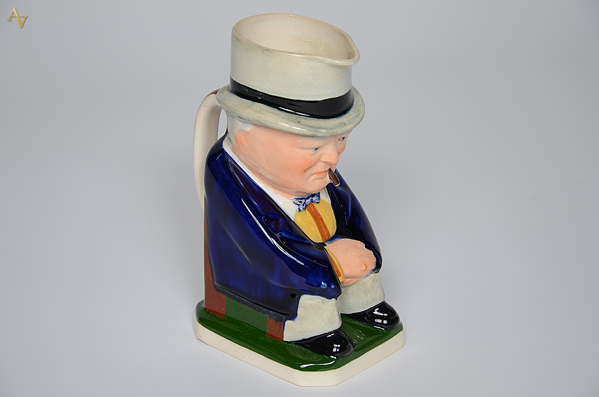 Caneca de faiança inglesa manufatura Copeland. Altura 22 cm. - foto 1 de 2