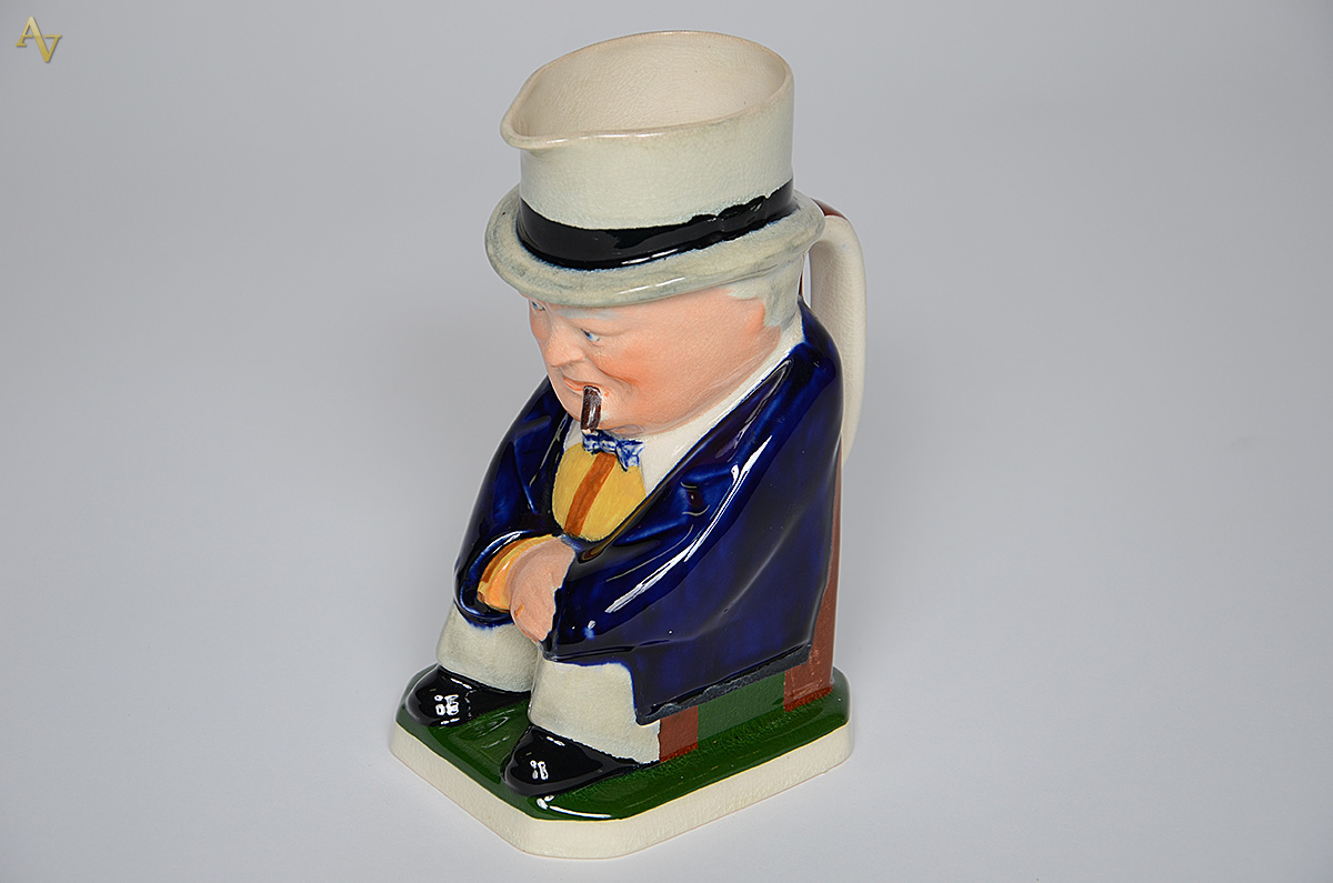 Caneca de faiança inglesa manufatura Copeland. Altura 22 cm. - foto 2 de 2