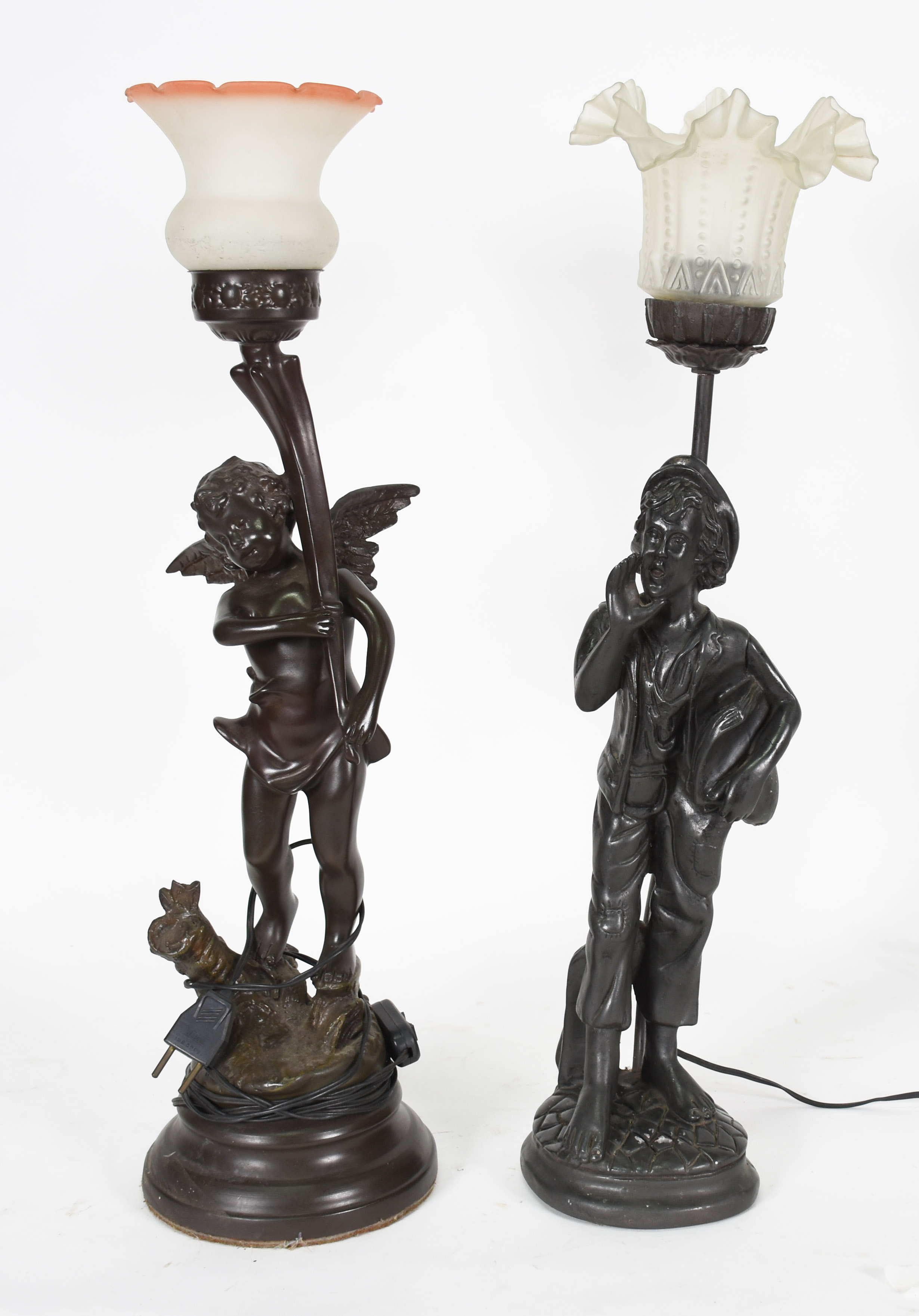 Duas luminárias de petit bronze representando "menino " e " anjo "... - foto 1 de 2