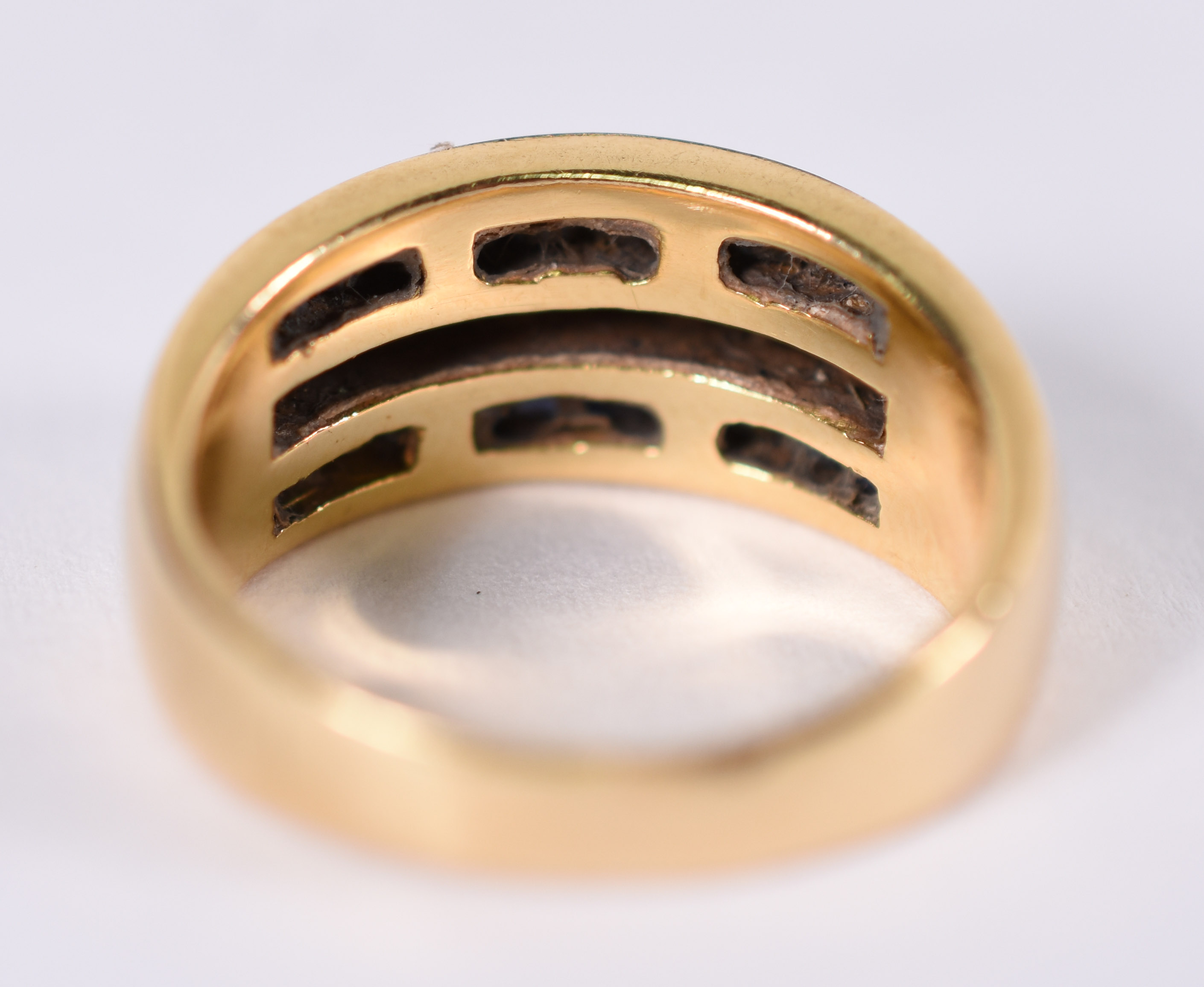 Anel de ouro amarelo com 22 brilhantes e topázios . Aro 13 ( por... - foto 3 de 4