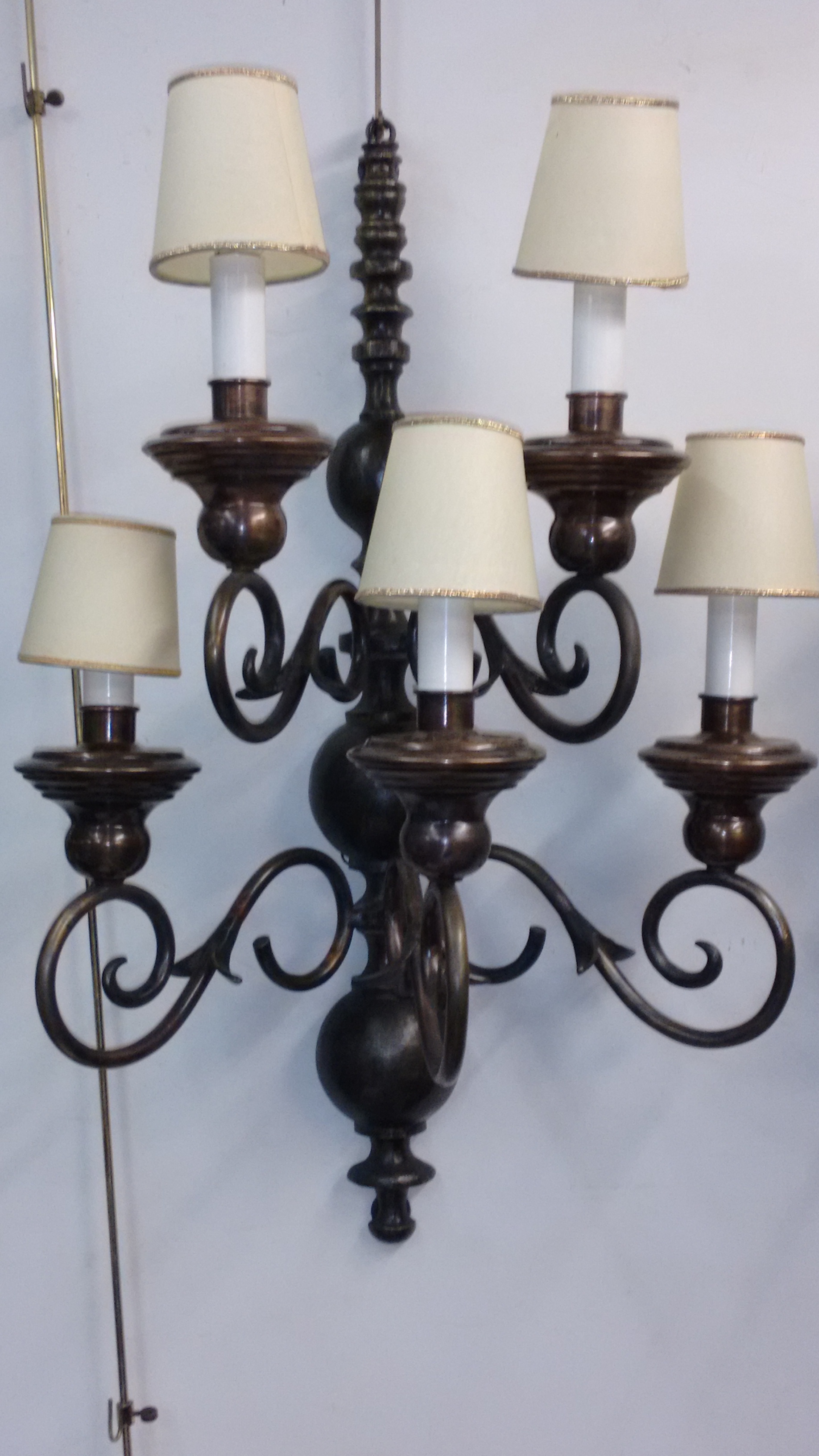 Imponente par de apliques em bronze oxidado , Holandês para 5... - foto 1 de 2