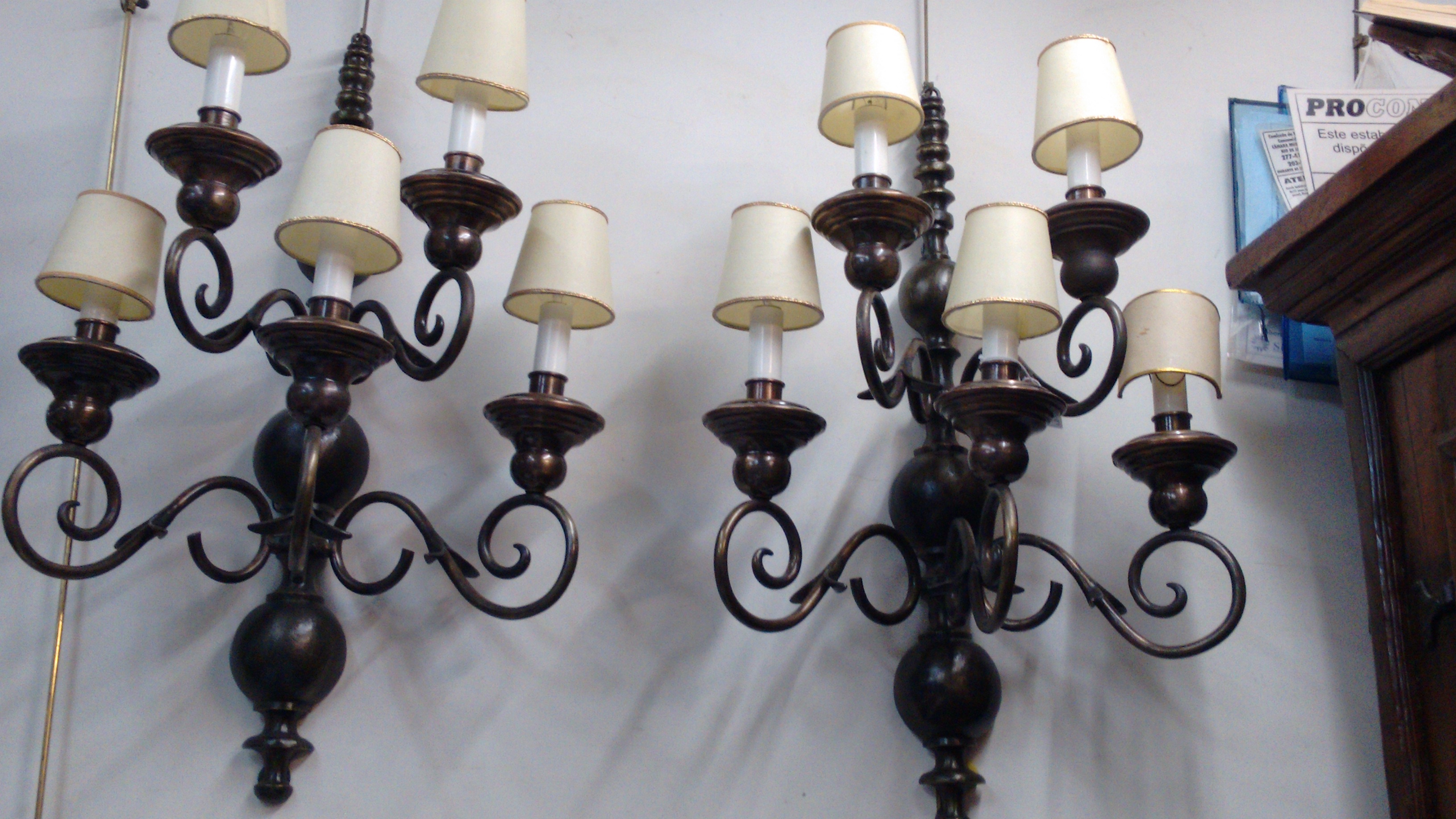 Imponente par de apliques em bronze oxidado , Holandês para 5... - foto 2 de 2