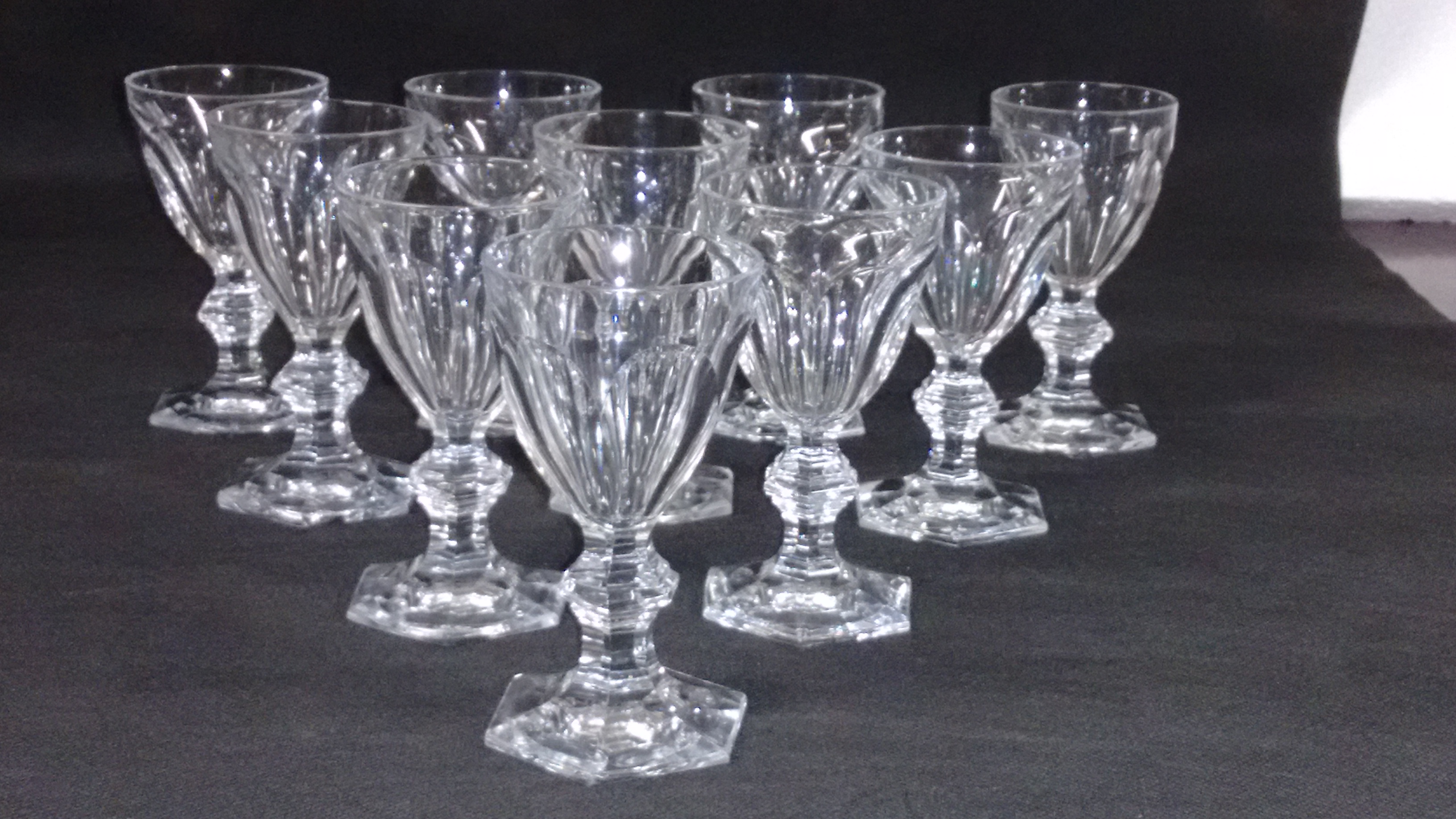 BACCARAT - Modelo Harcourt - 1841- 10 taças para vinho branco de... - foto 1 de 3
