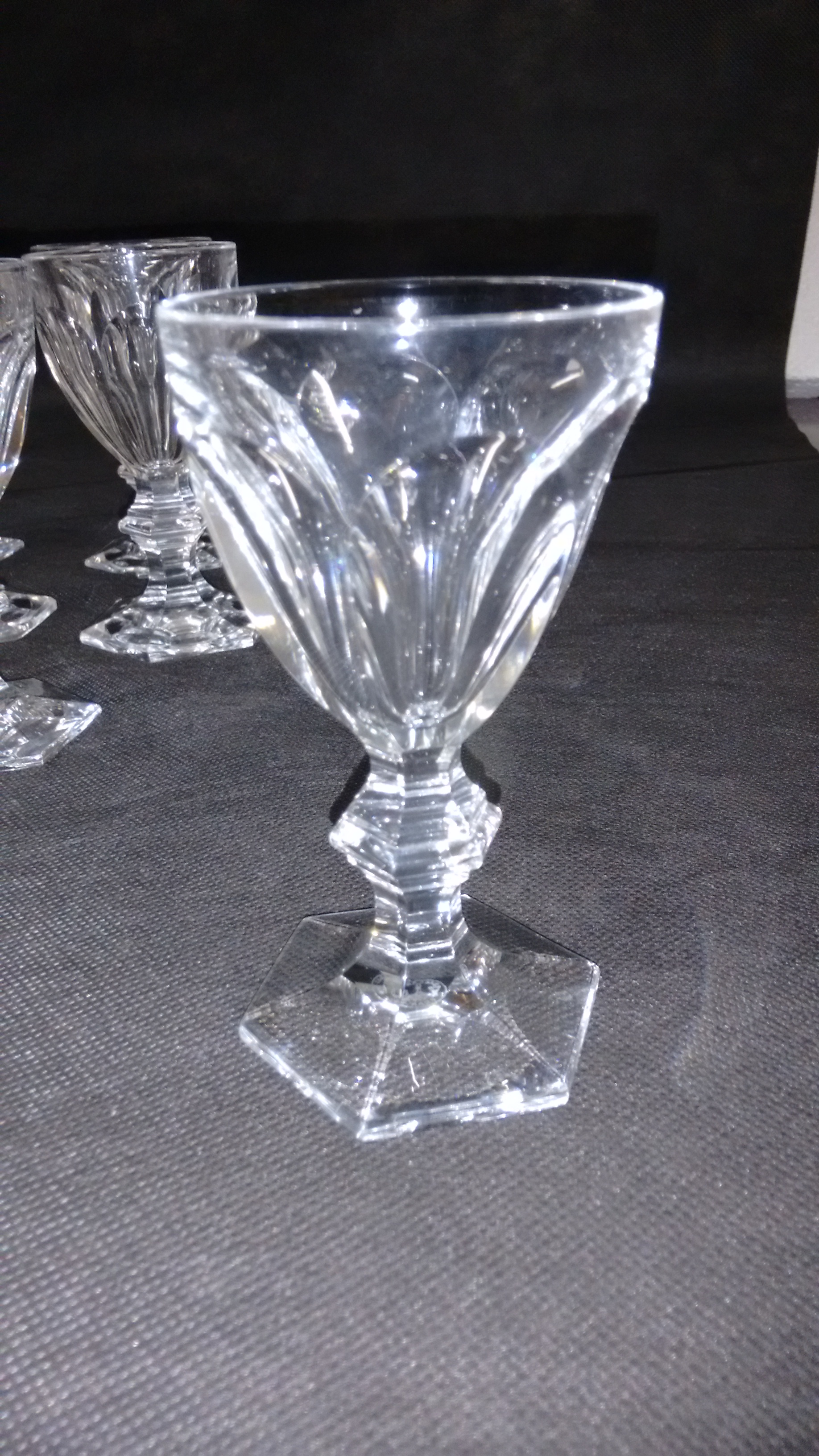 BACCARAT - Modelo Harcourt - 1841- 10 taças para vinho branco de... - foto 2 de 3