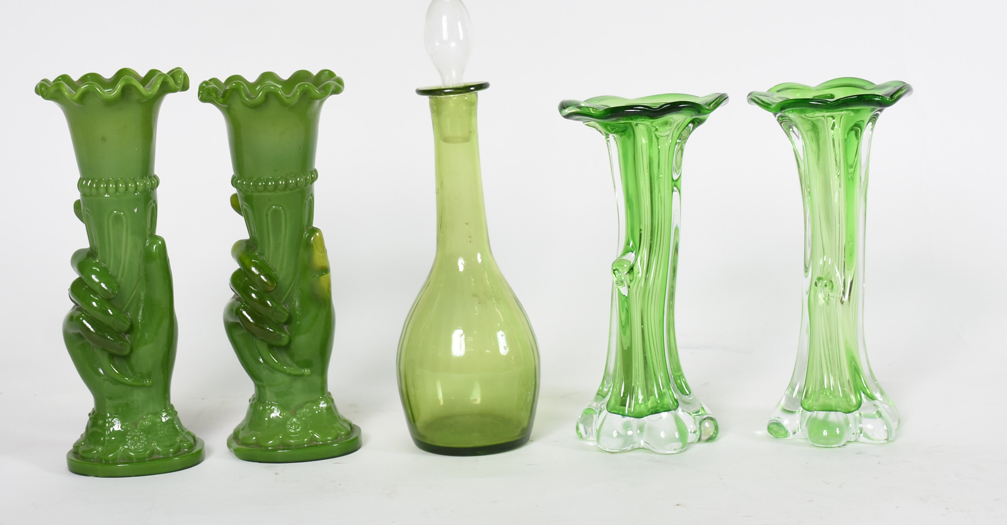 Diversas peças sendo, par de solifleur de vidro verde ( 20 cm A ) Par... - foto 3 de 3