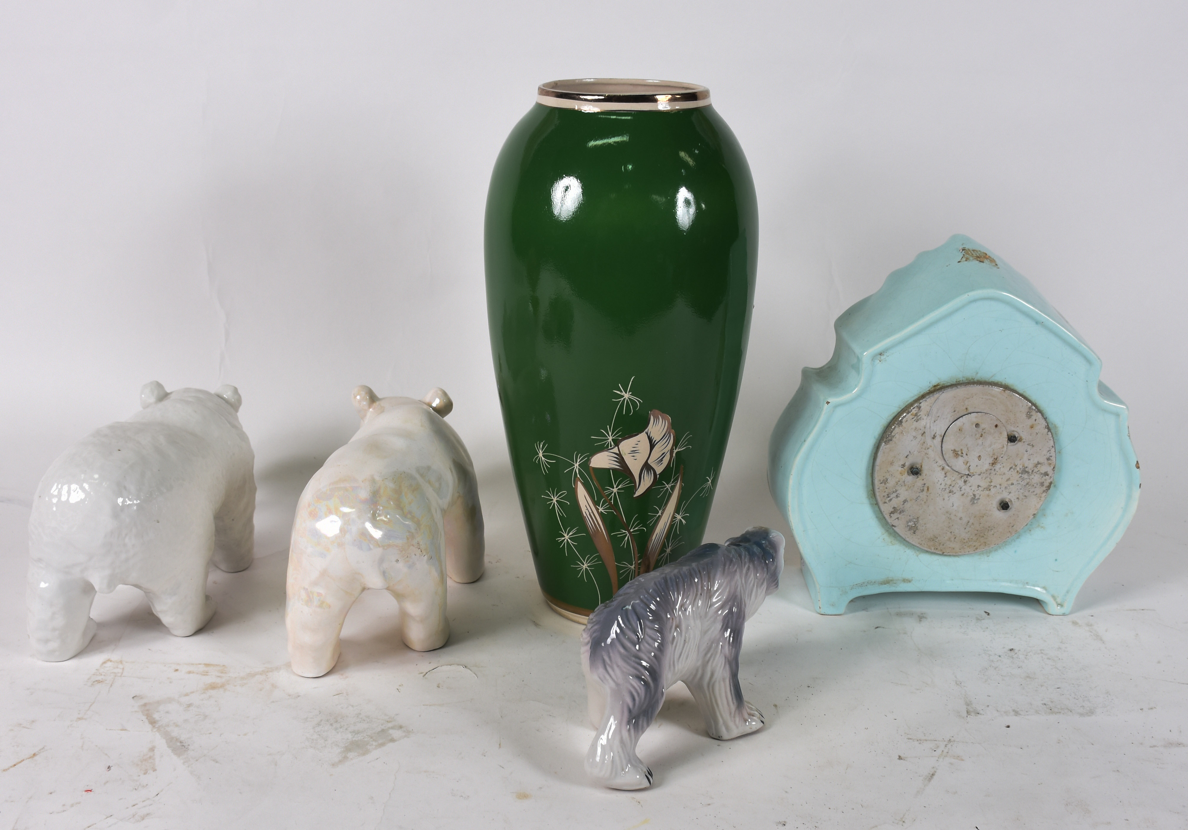 Cinco peças de porcelana sendo um jarro verde decoração floral ( 43... - foto 3 de 5