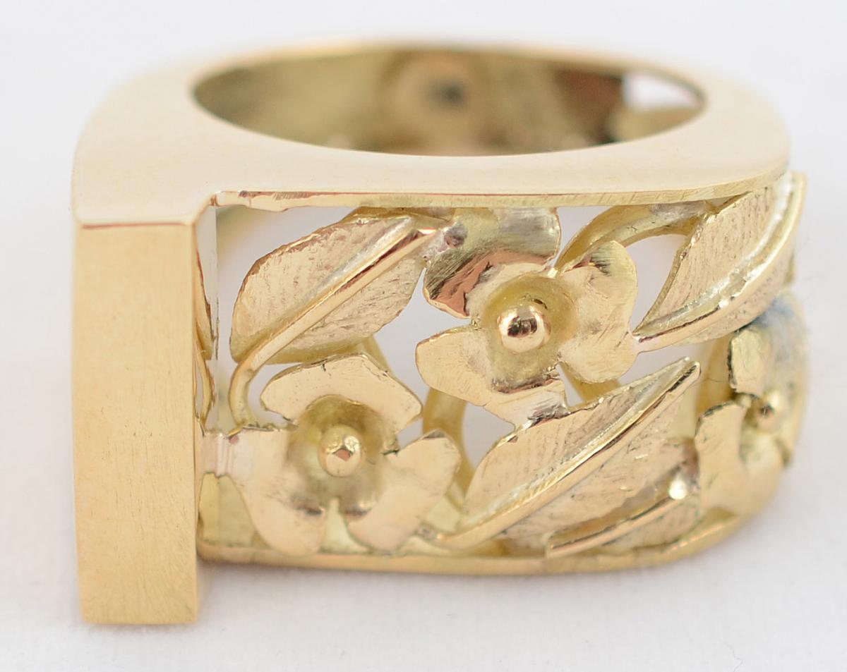 Anel de ouro 18 k com flores. Peso total 11,8 g - Aro 18. - foto 3 de 3