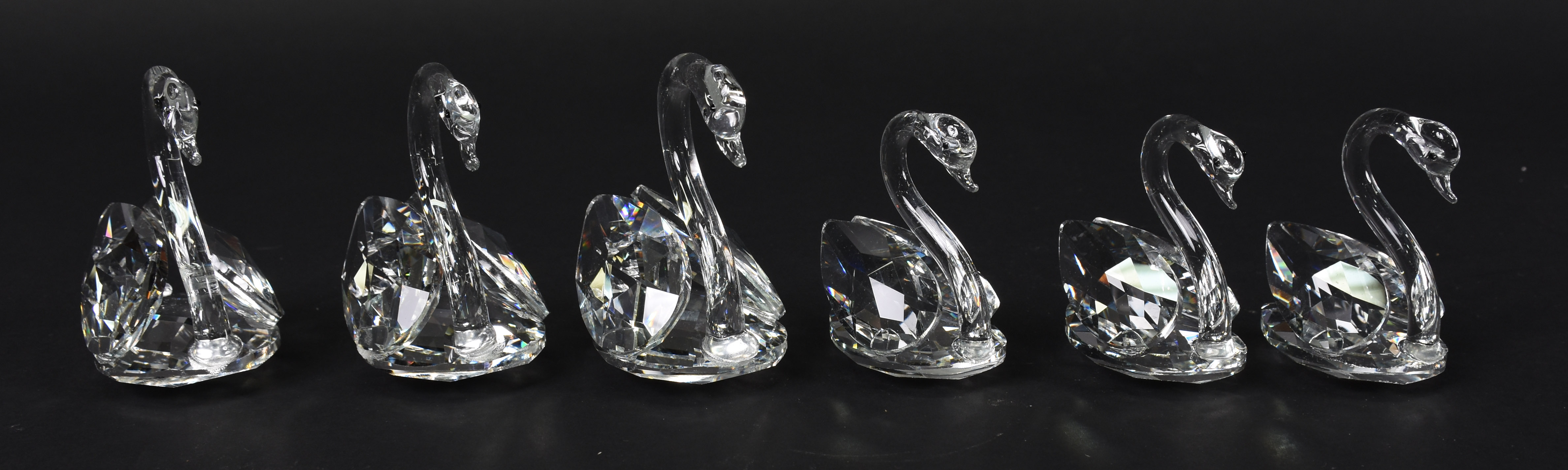 Seis cisnes em cristal, 3 grandes e 3 pequenos . - foto 1 de 3