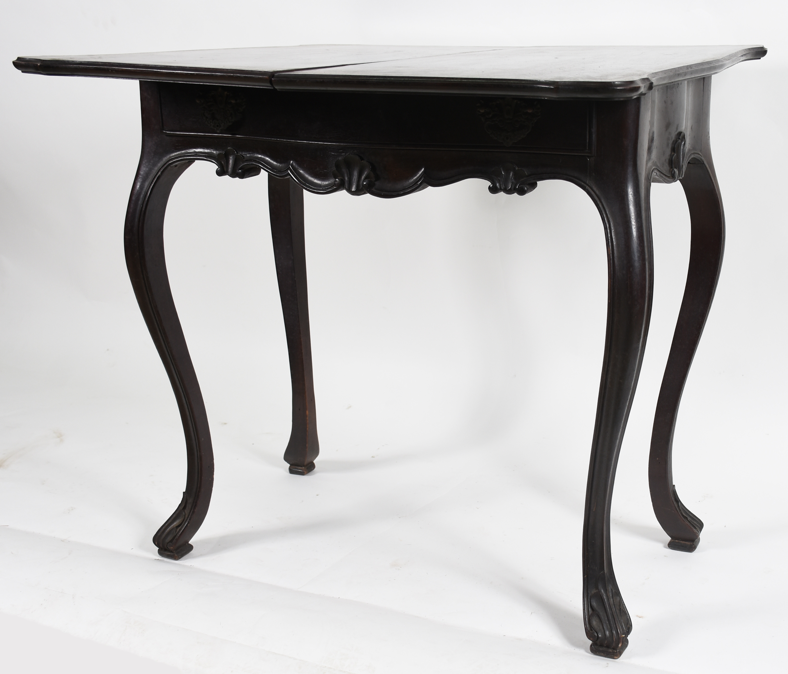 Mesa de encostar de madeira nobre, estilo Luis XV, tampo dobrável e... - foto 4 de 6