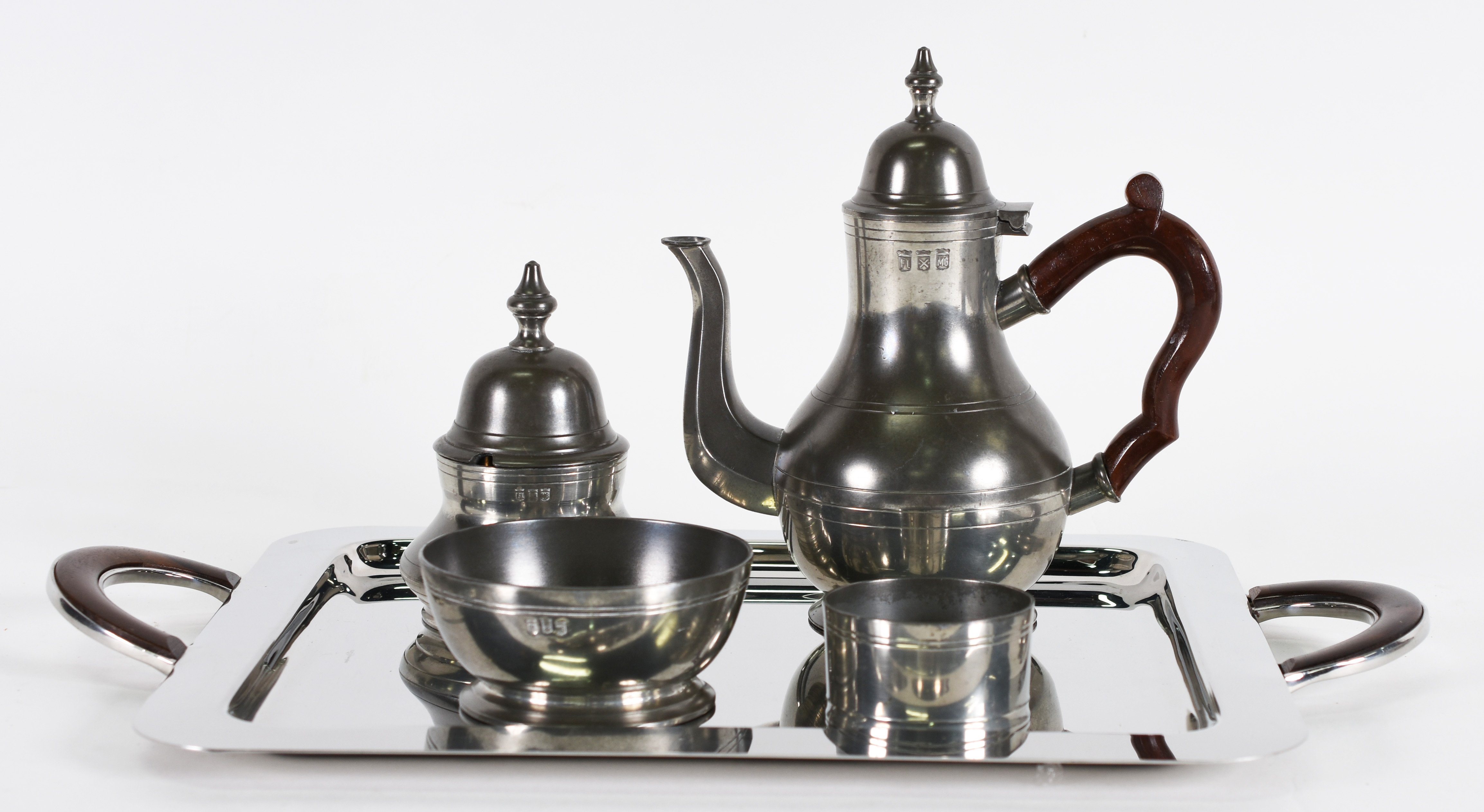 Conjunto para chá e café de estanho com 4 peças, sendo bule... - foto 2 de 5