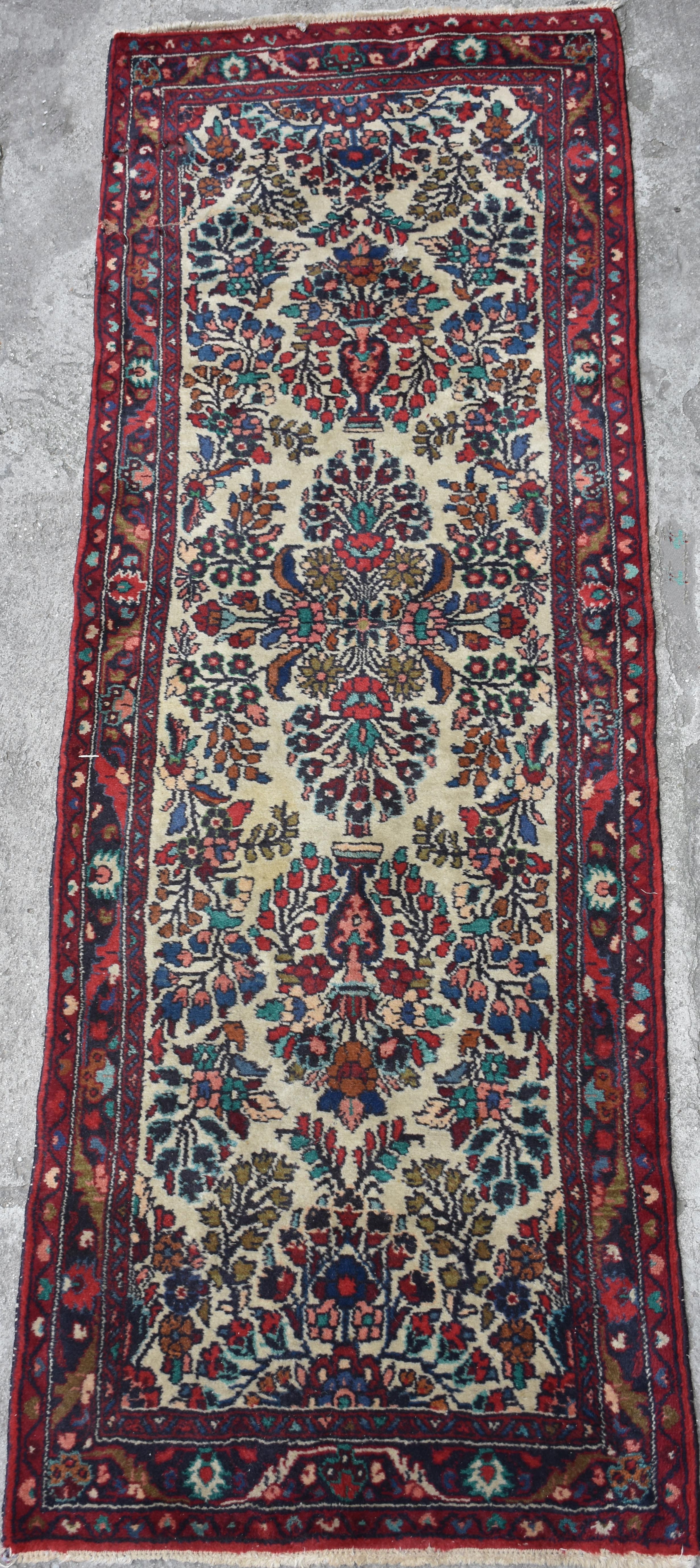 Passadeira oriental - foto 1 de 3