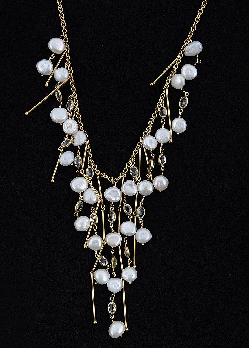 Colar de ouro 18 k com pingentes de madrepérola e quartzo incolor... - foto 2 de 2
