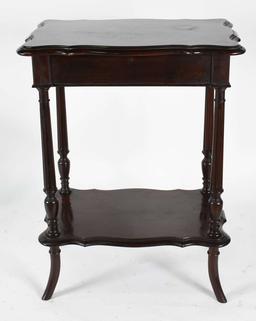 Mesa costureira de madeira nobre , tampo articulado com espelho... - foto 3 de 4