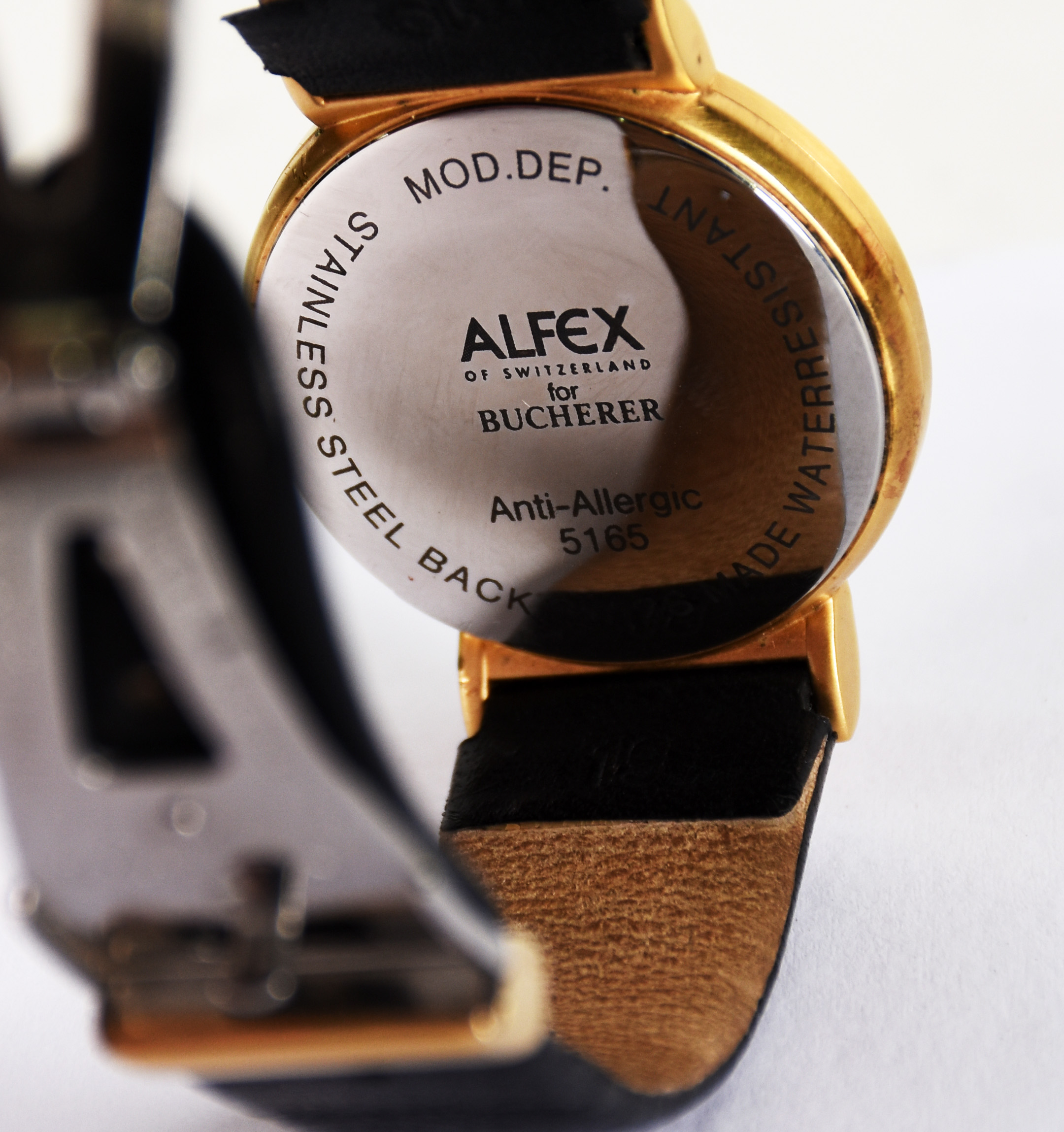Relógio marca Bucherer com calendário e pulseira de couro preta ( no... - foto 3 de 3