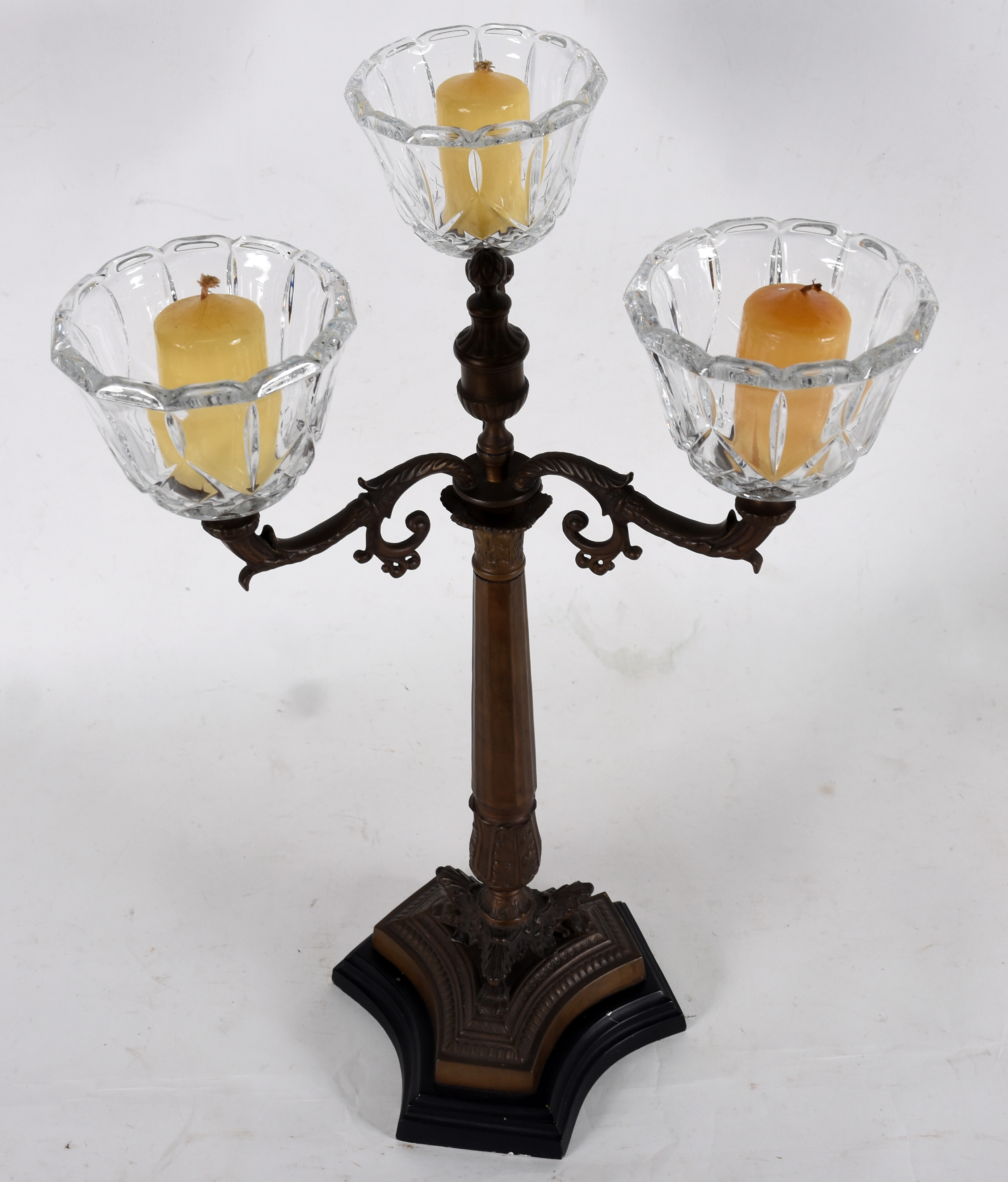 Candelabro de bronze para 3 velas . - foto 4 de 4
