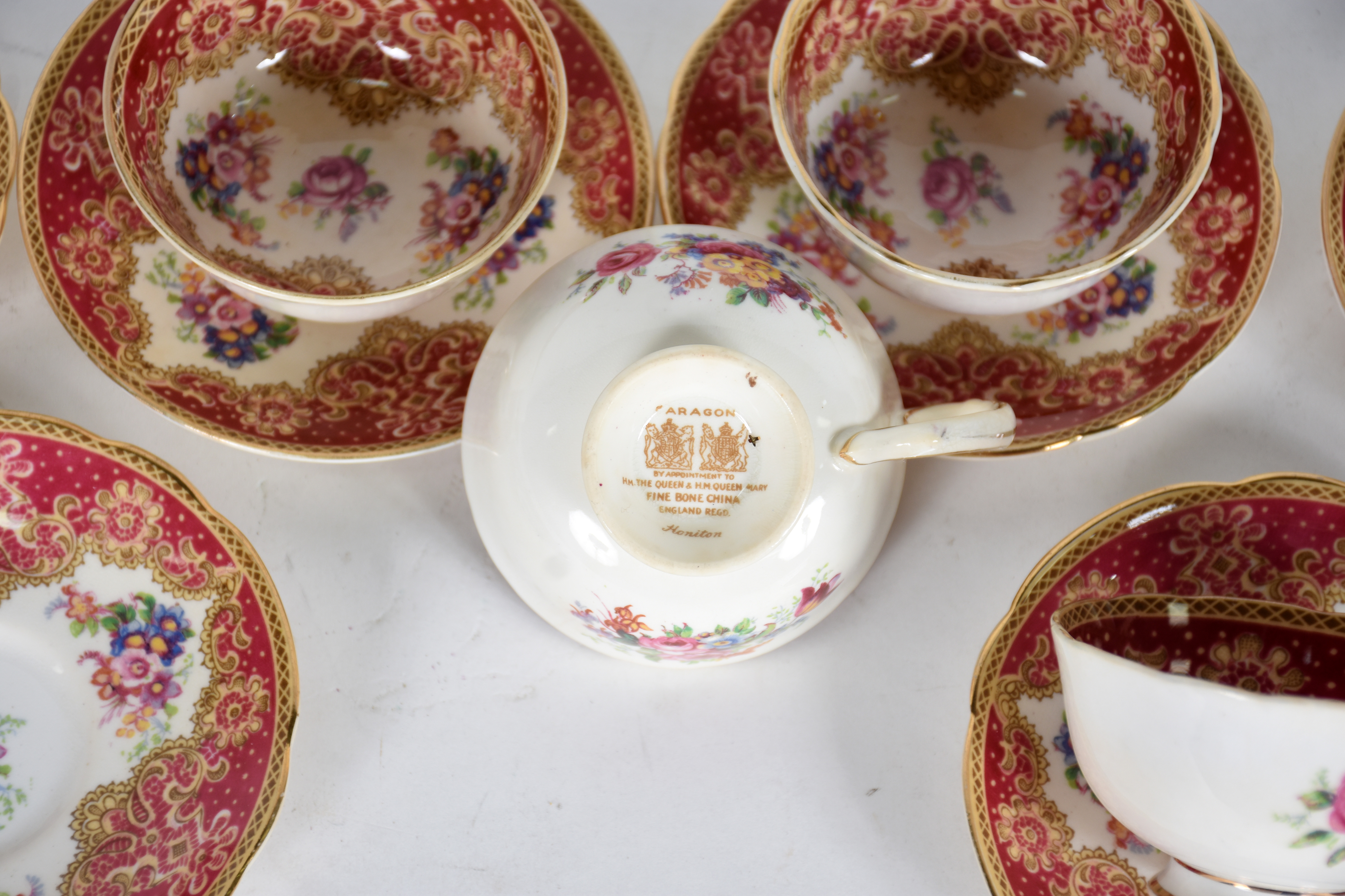 Seis xícaras para café de faiança Inglesa Paragon . - foto 4 de 4