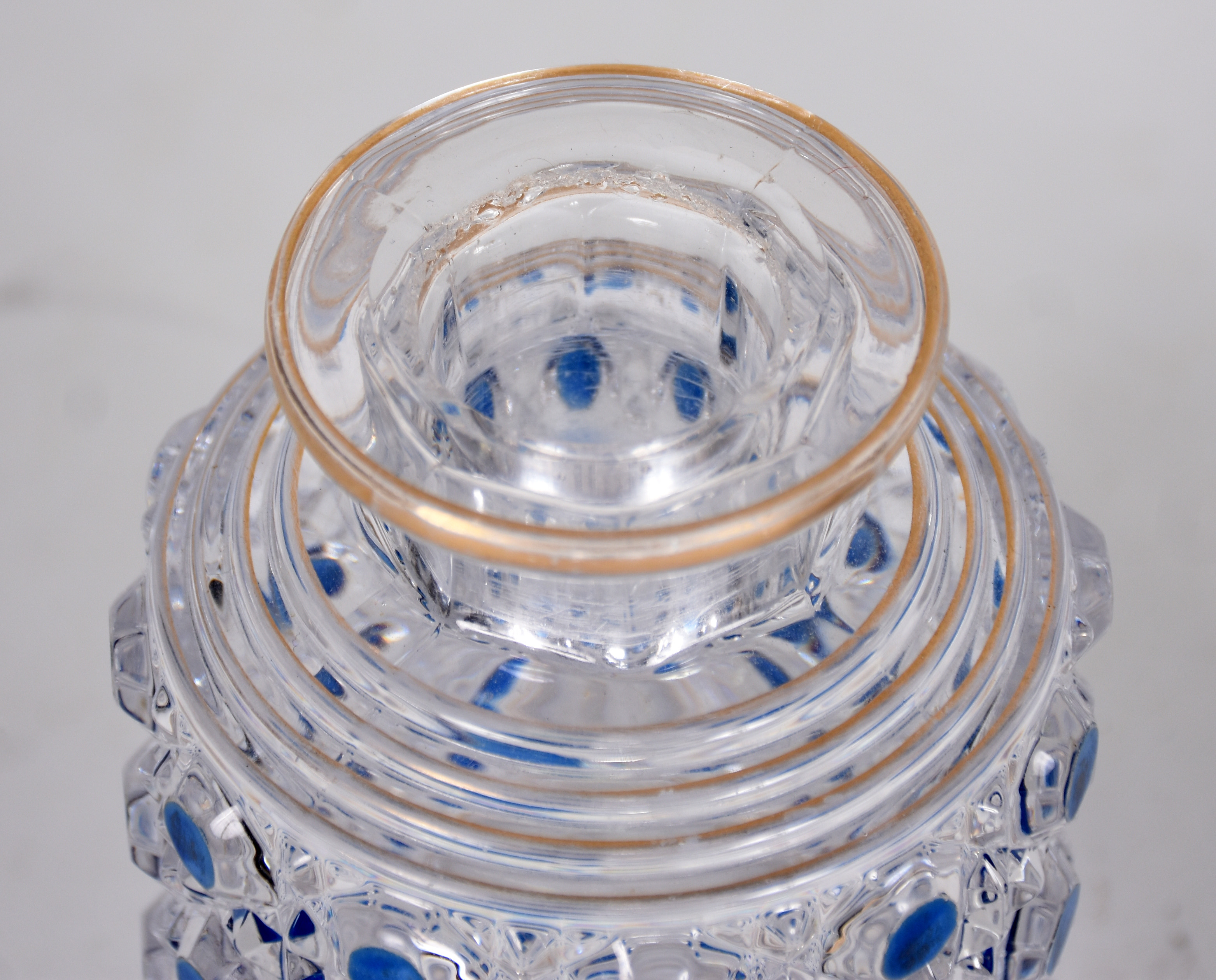 BACCARAT - Garrafa de cristal tijolinho azul . - foto 4 de 4