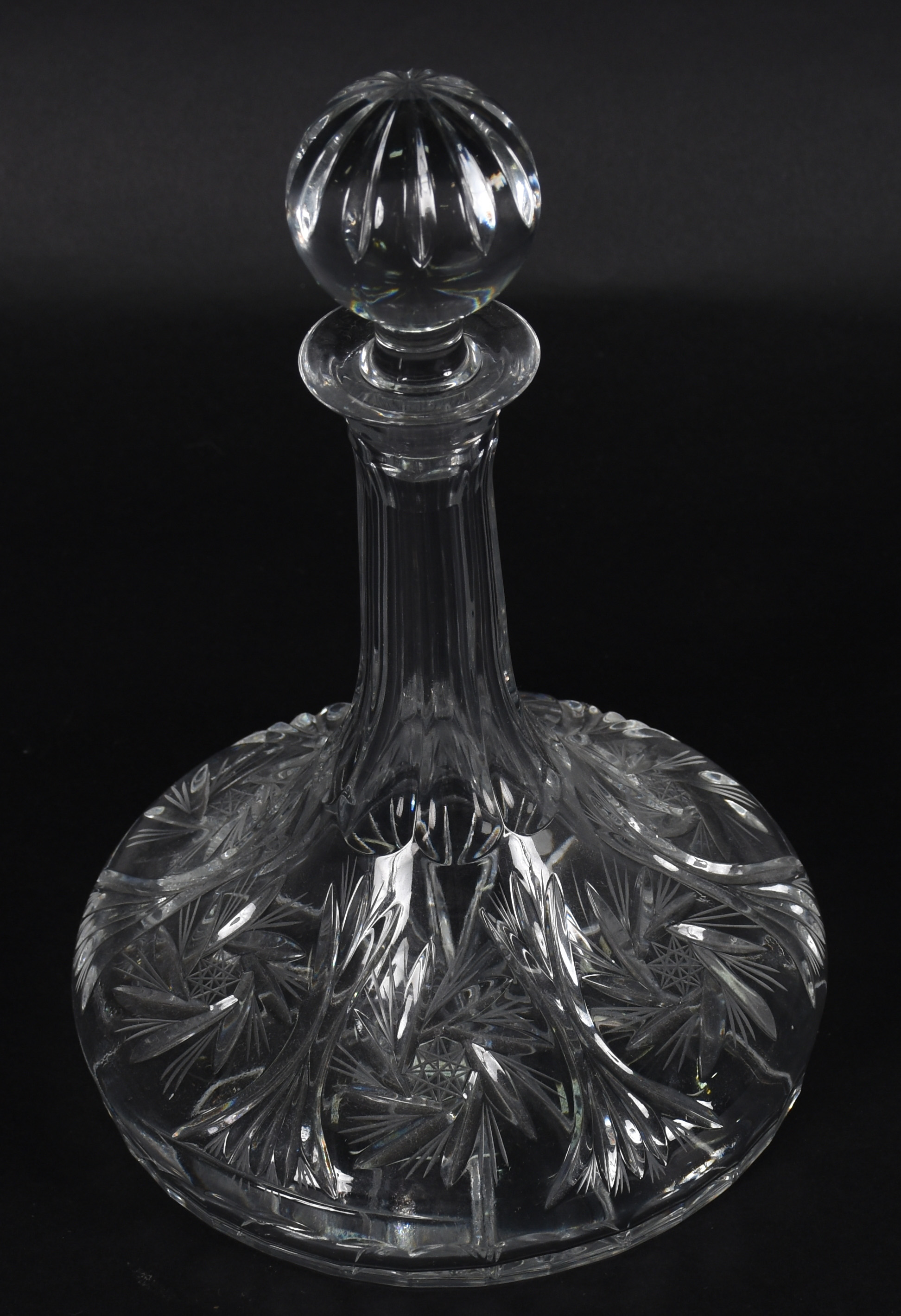 Garrafa de navio de cristal lapidado . - foto 1 de 2
