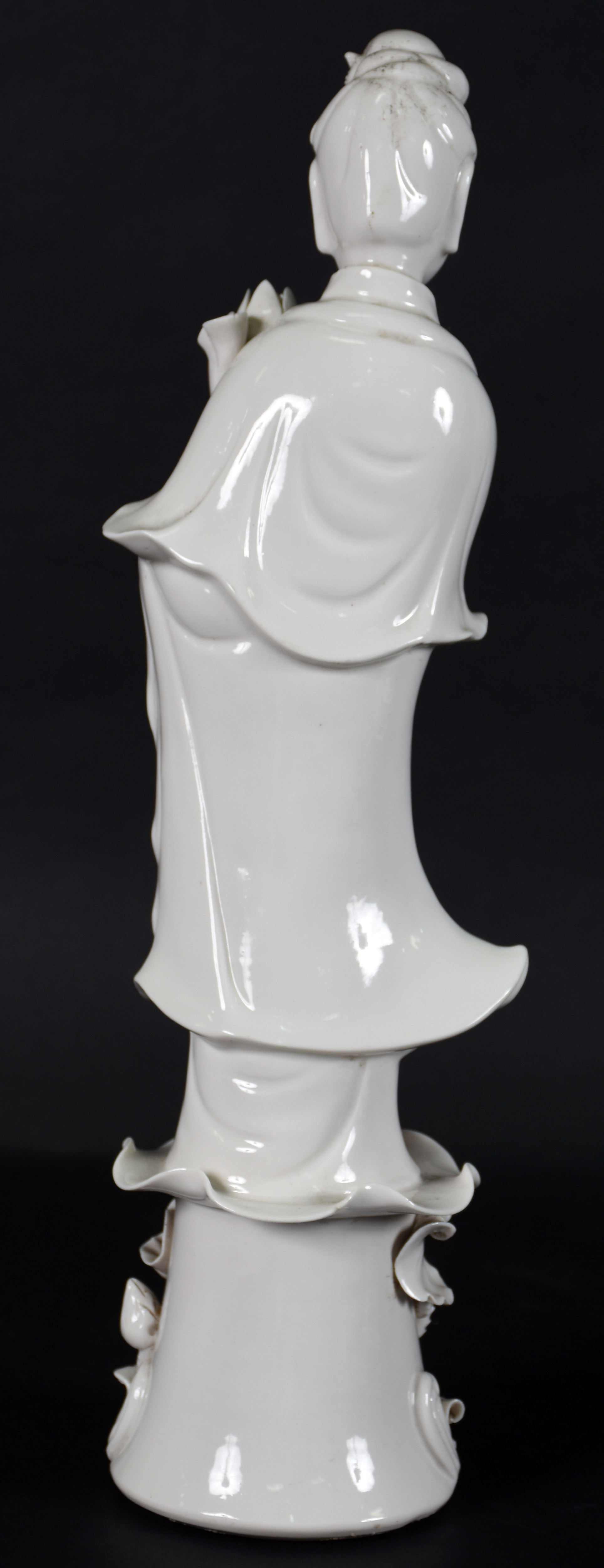 Estatueta de porcelana chinesa representando divindade Kuan Yin Com... - foto 3 de 4