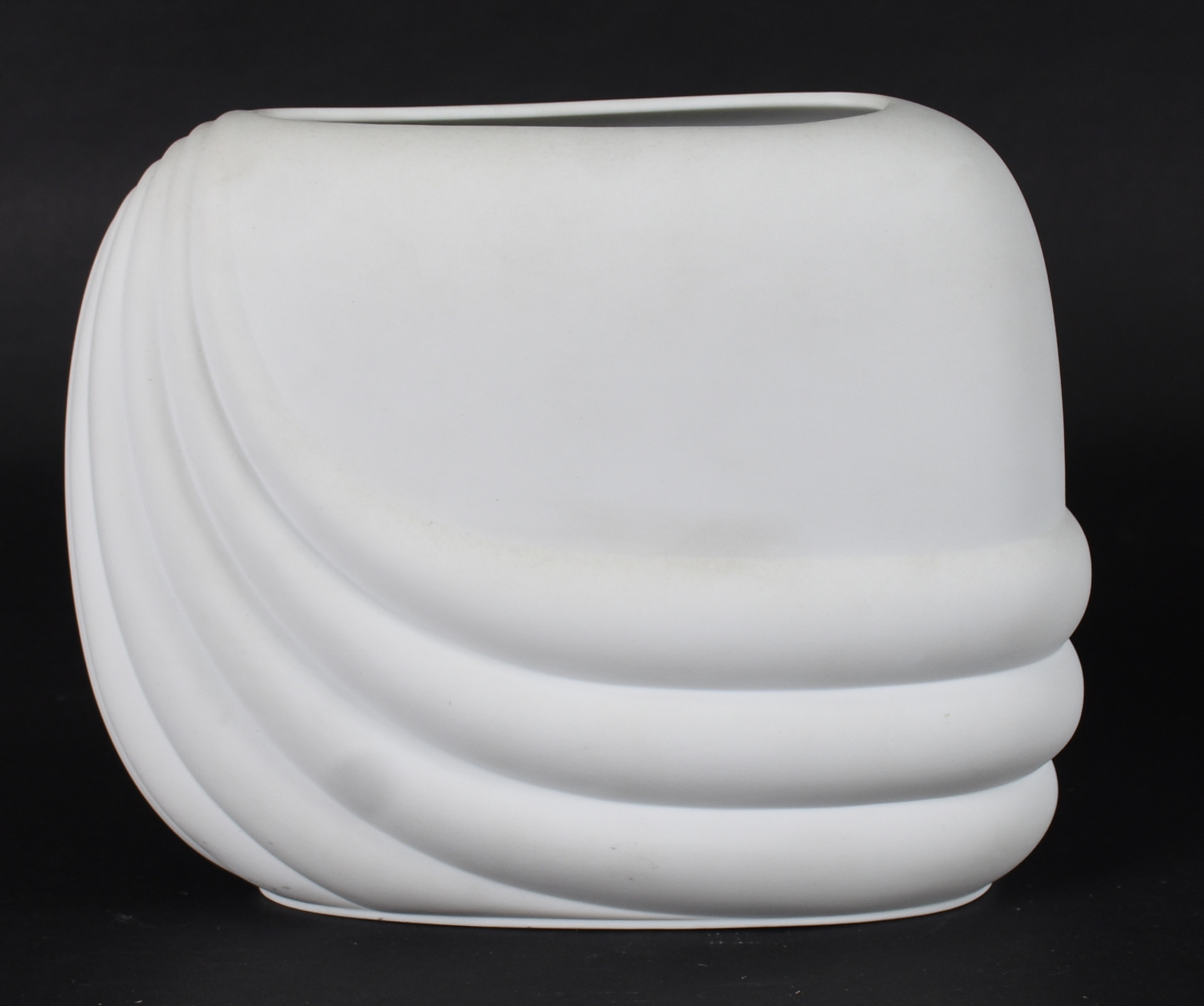 Raro vaso em porcelana Rosenthal , Art deco , peça de coleção. - foto 1 de 2