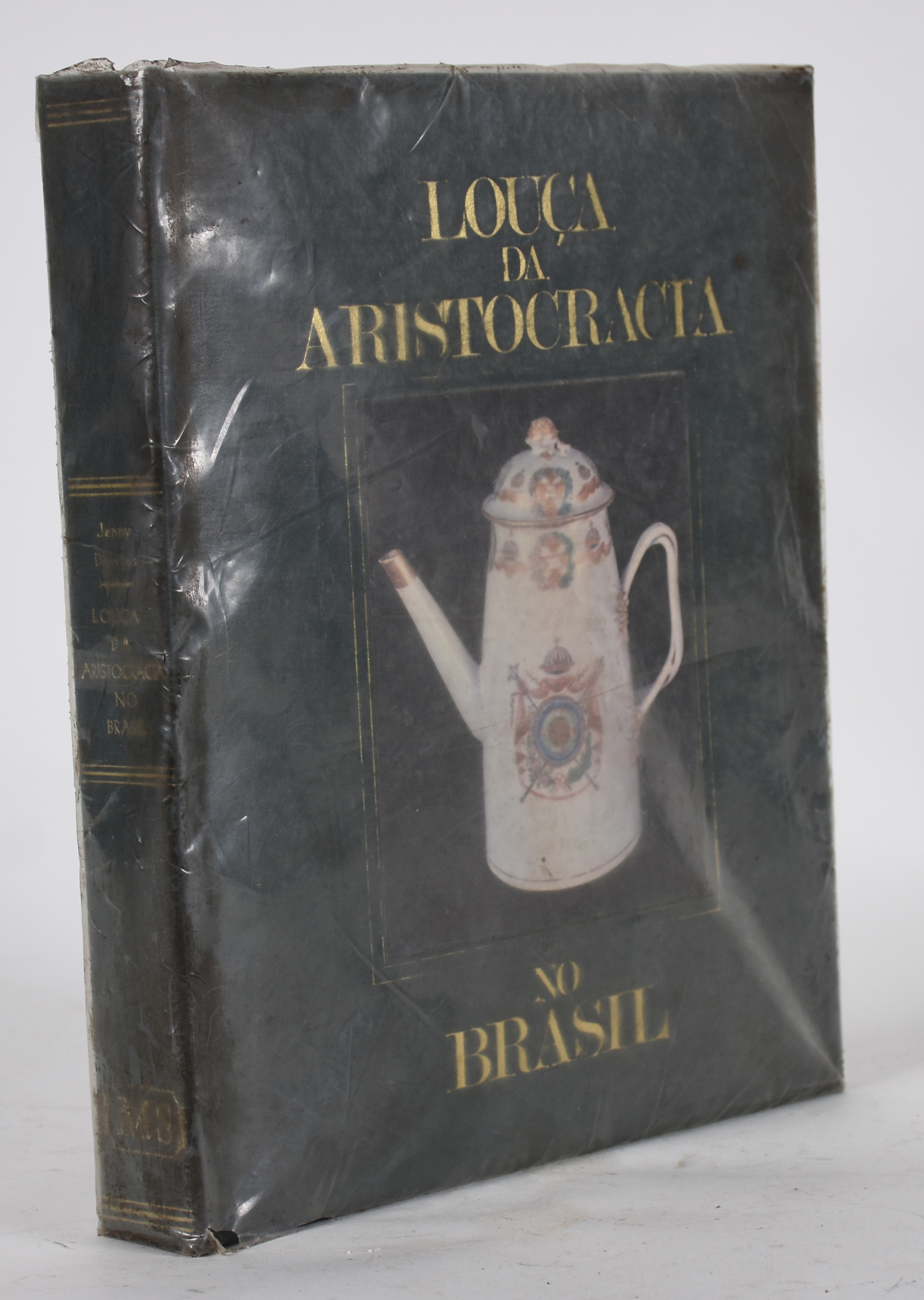 Livro "Louça da aristocracia no Brasil". - foto 1 de 5