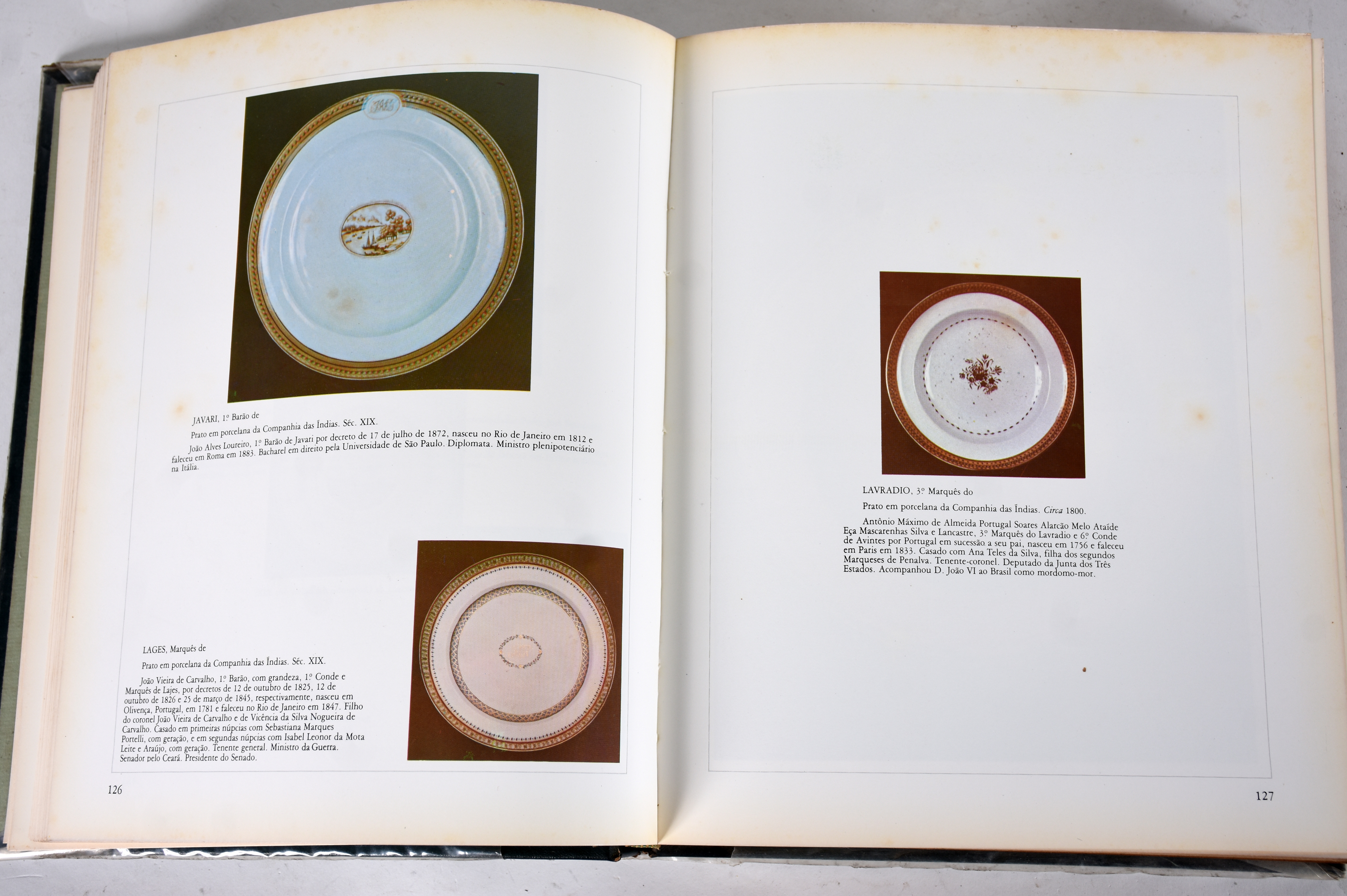 Livro "Louça da aristocracia no Brasil". - foto 4 de 5