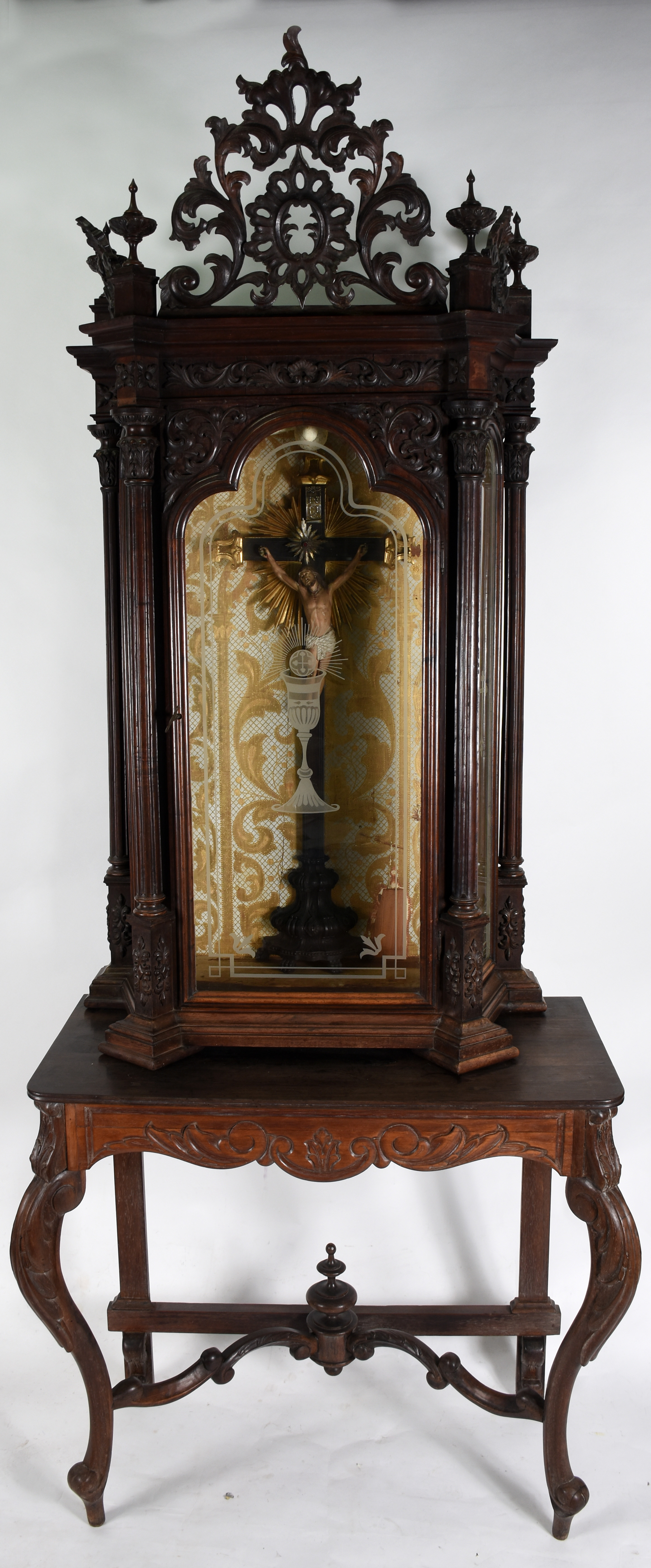 Excepcional Oratório de madeira nobre, SÉCULO XIX, estilo Dom José... - foto 1 de 7