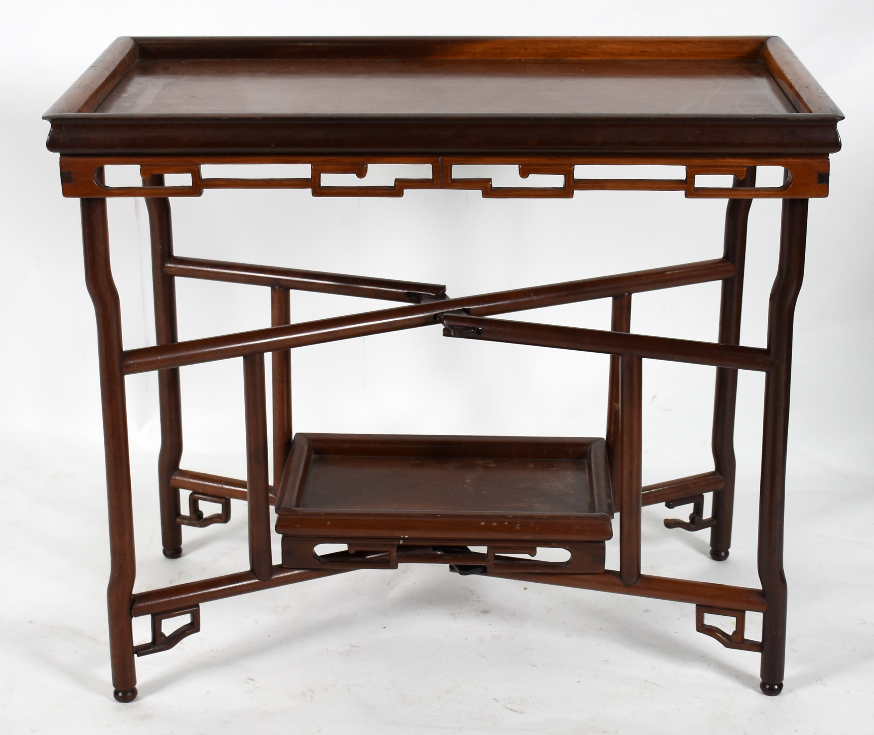 Mesa chinesa auxiliar de madeira nobre, base articulada, tampo... - foto 2 de 4