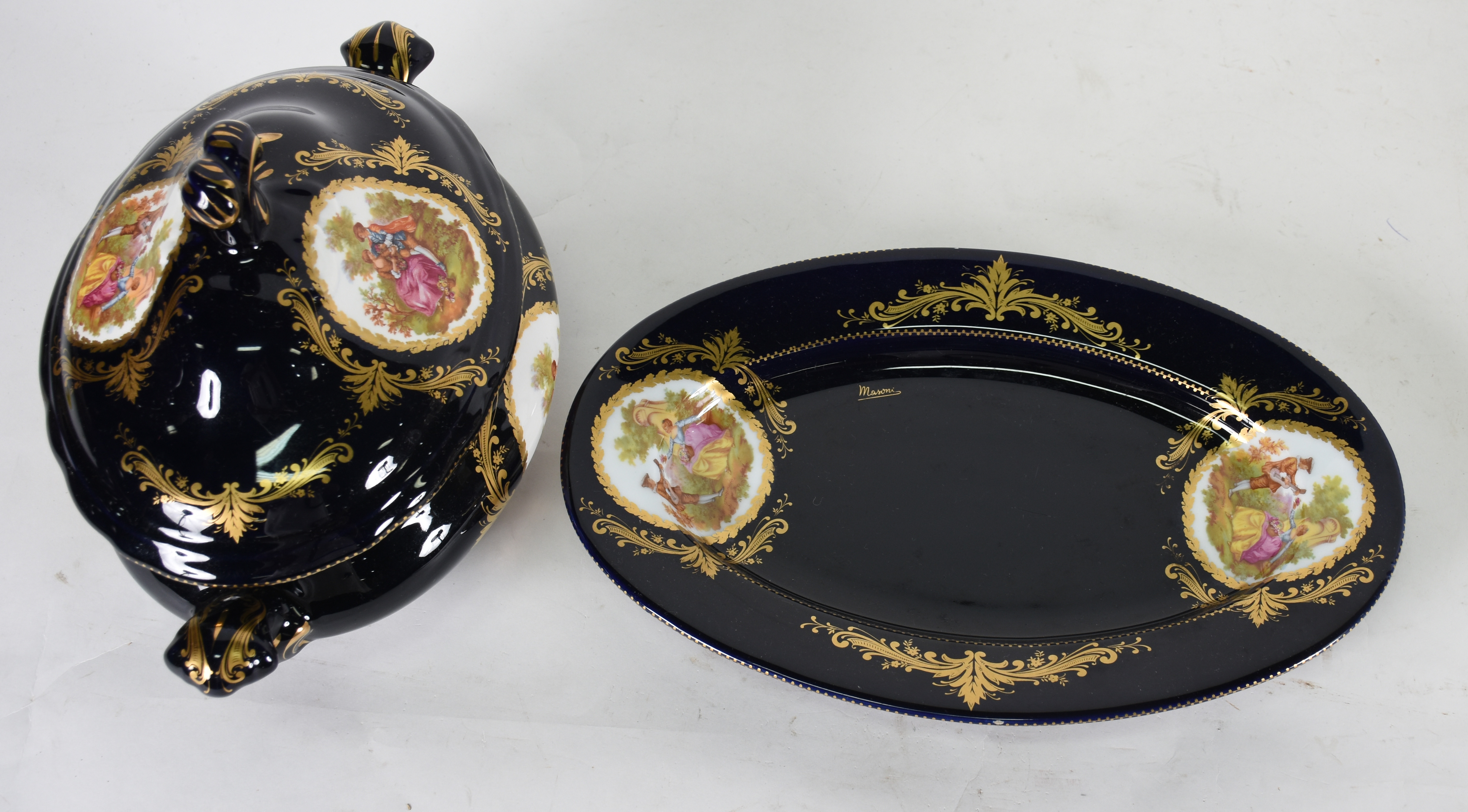 Sopeira com presentoir de porcelana Italiana azul cobalto . - foto 2 de 4