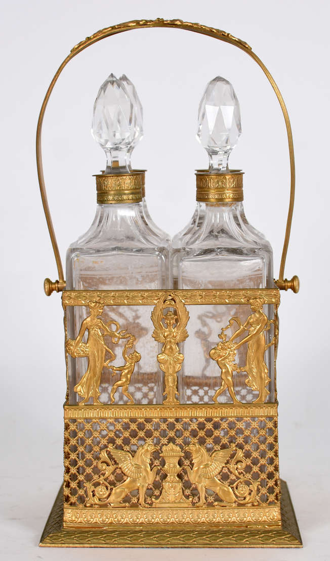 Conjunto com 4 licoreiras , base de bronze ( mofadas ) - foto 1 de 3