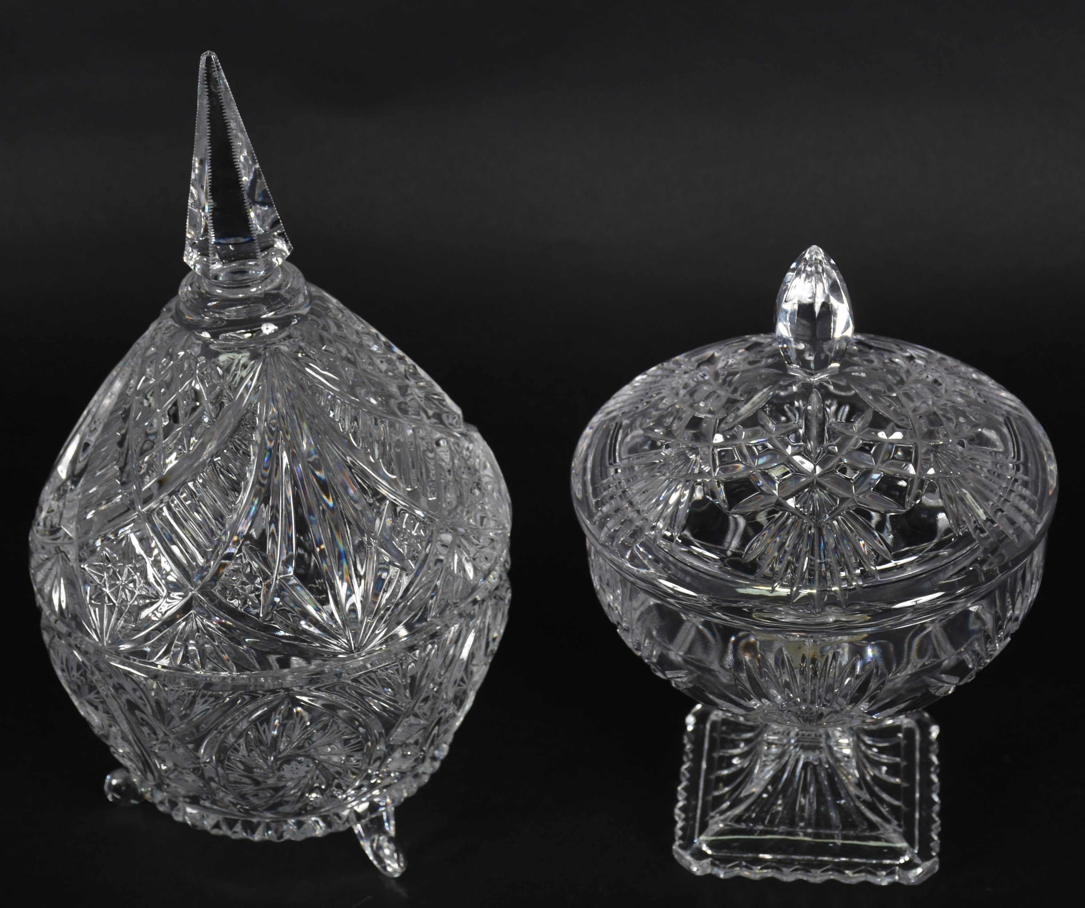 Duas compoteiras de cristal tcheco lapidado (alt.21 e 27 cm) - foto 2 de 3