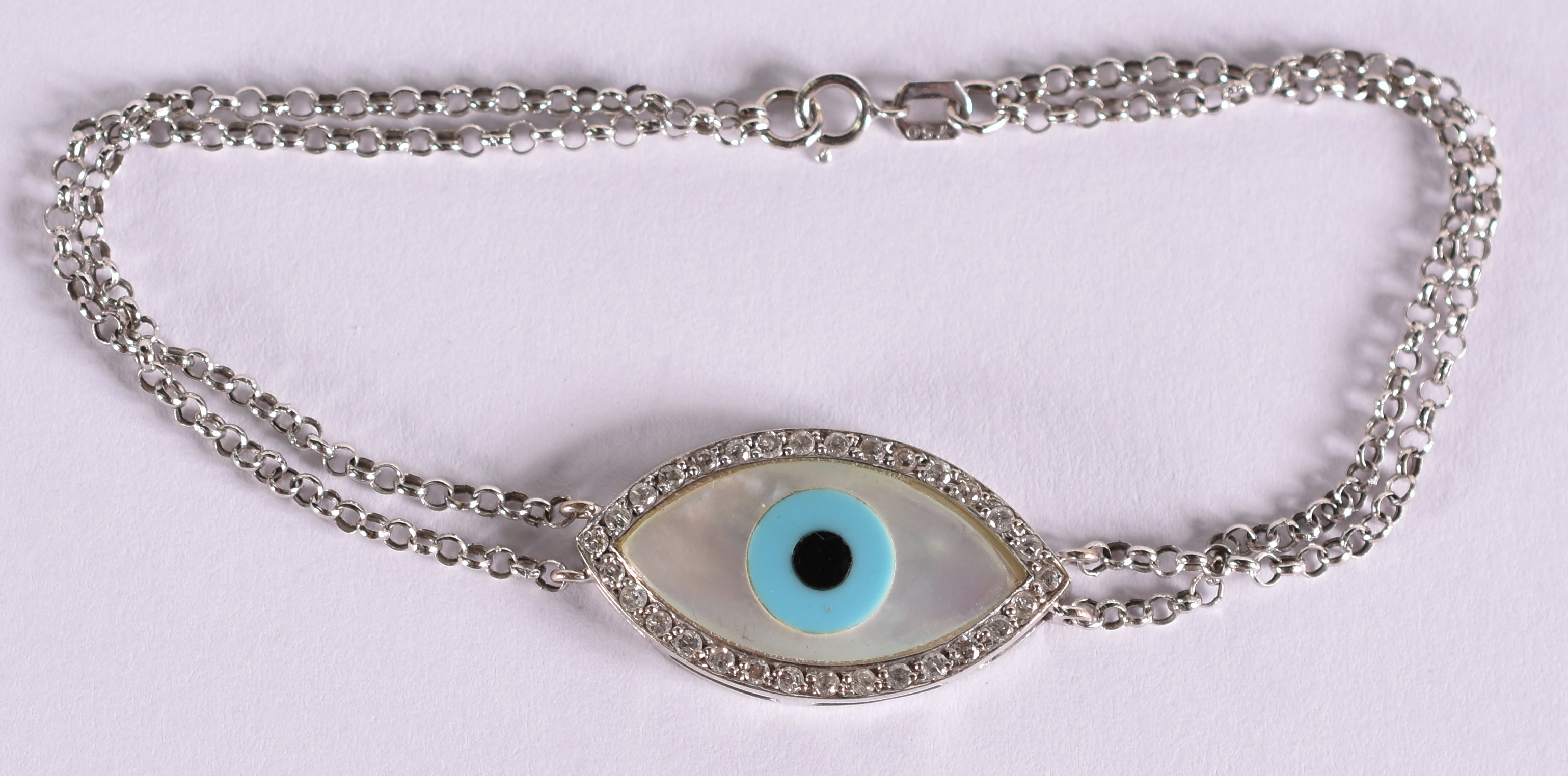 Pulseira de ouro branco com olho turco e 30 brilhantes . ( Por... - foto 1 de 3