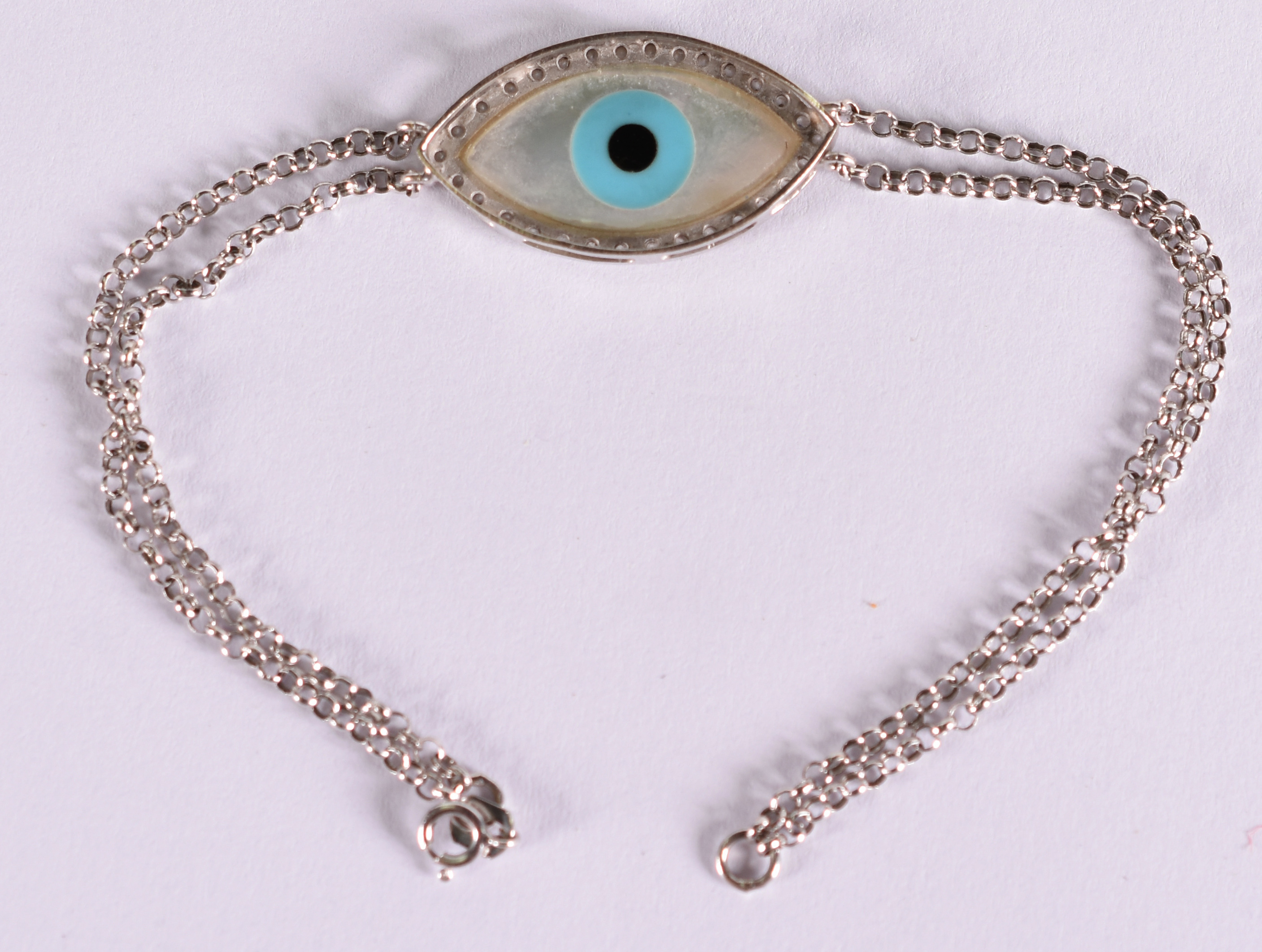 Pulseira de ouro branco com olho turco e 30 brilhantes . ( Por... - foto 3 de 3
