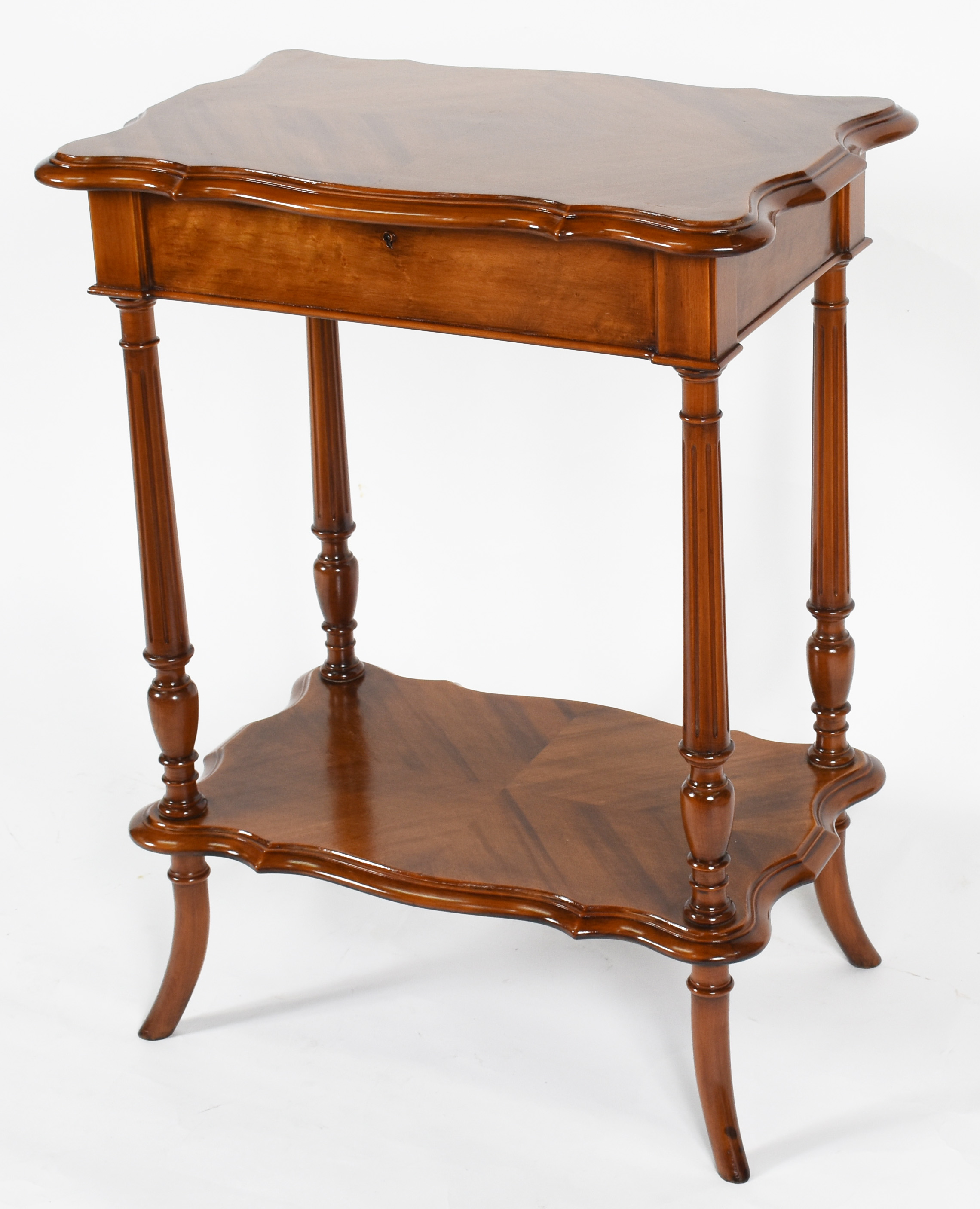 Mesa costureira de madeira nobre , tampo articulado com espelho... - foto 1 de 3