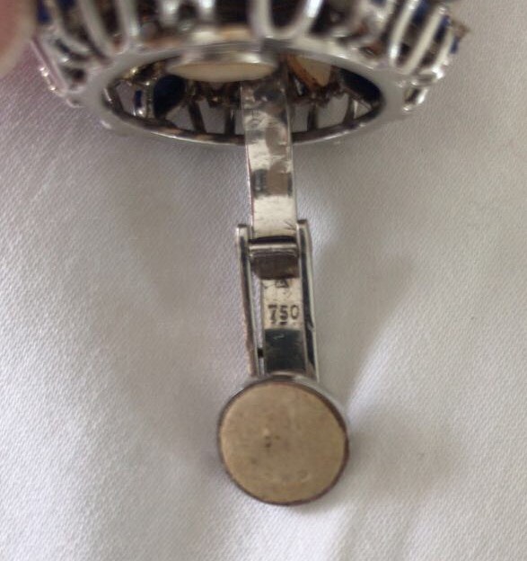 LUCIEN - Belíssimo conjunto de par de brincos e anel de ouro branco... - foto 3 de 5