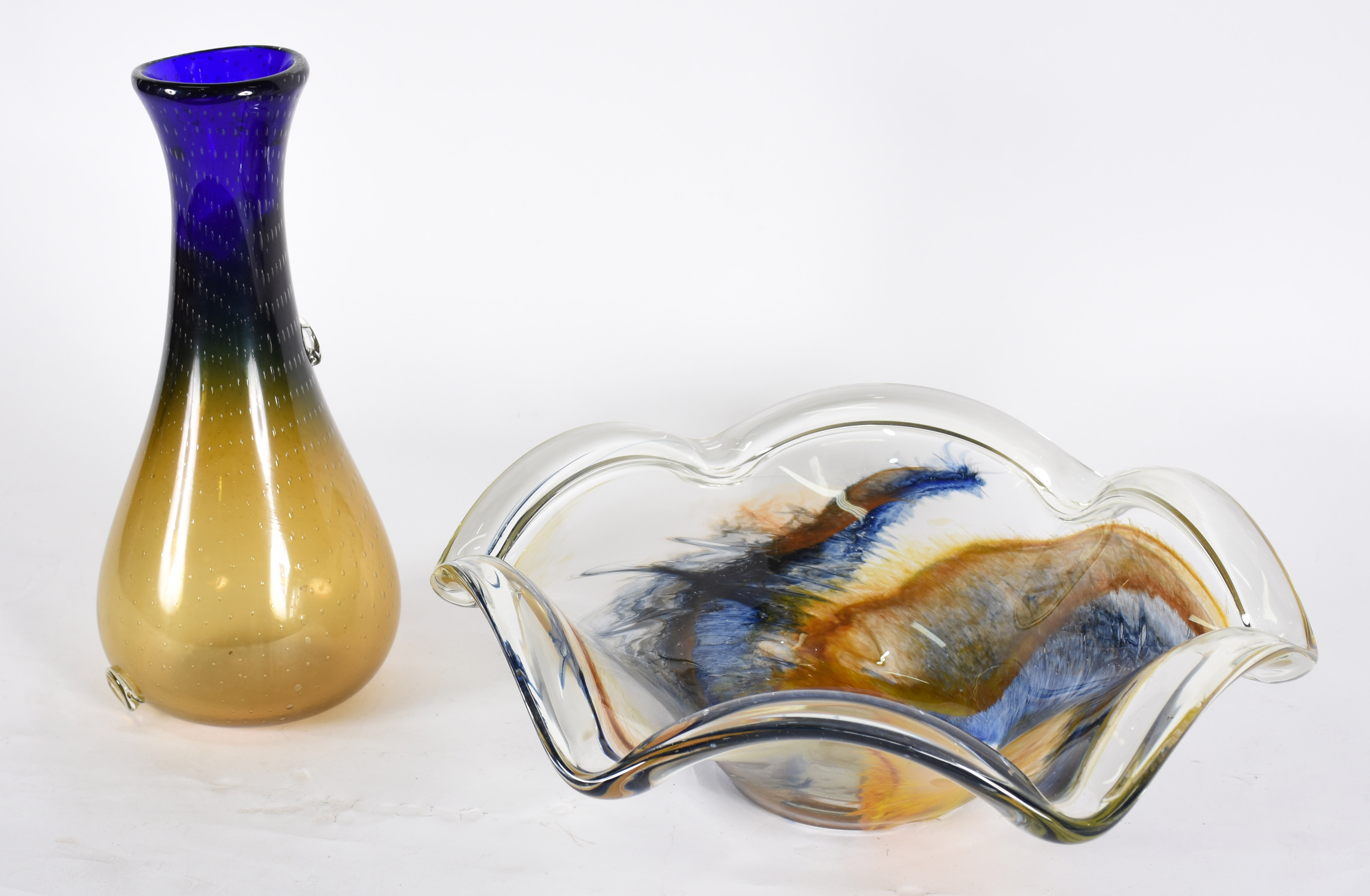 Duas peças de murano azul e âmbar, sendo Vaso e fruteira . - foto 3 de 4