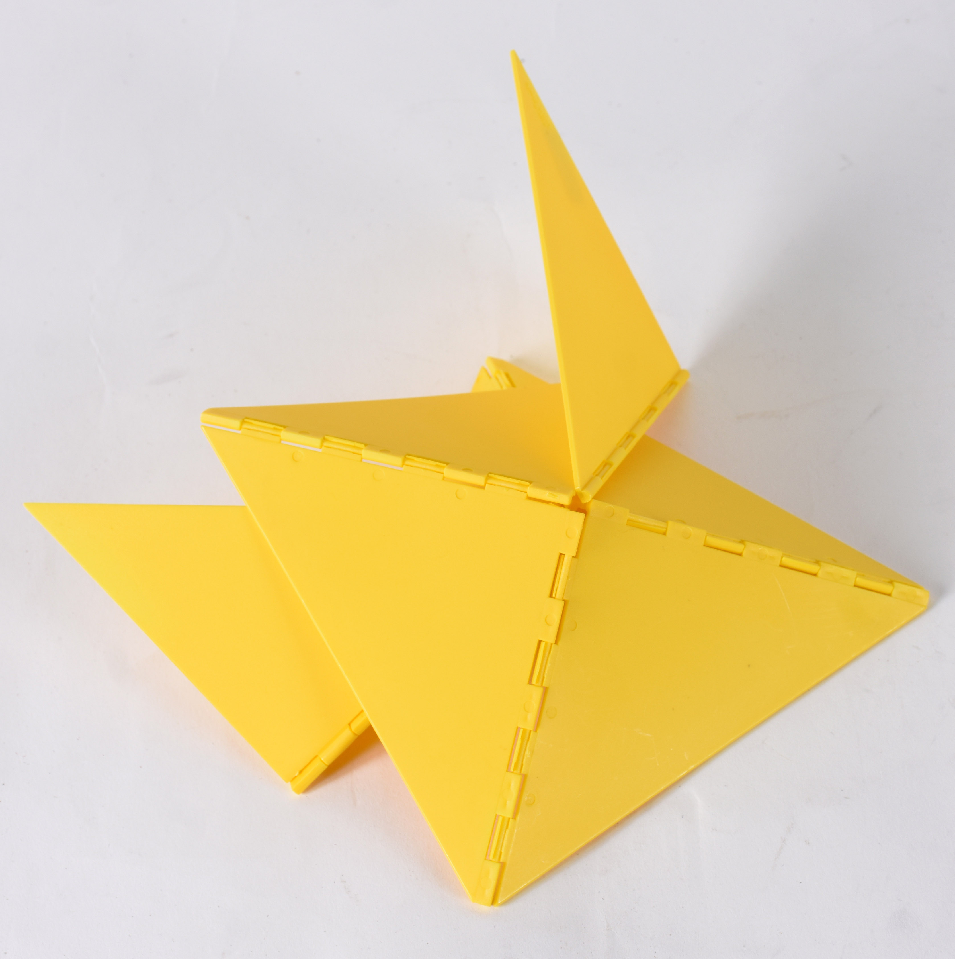 Lygia Clark (1920-1988), Bicho - foto 4 de 5