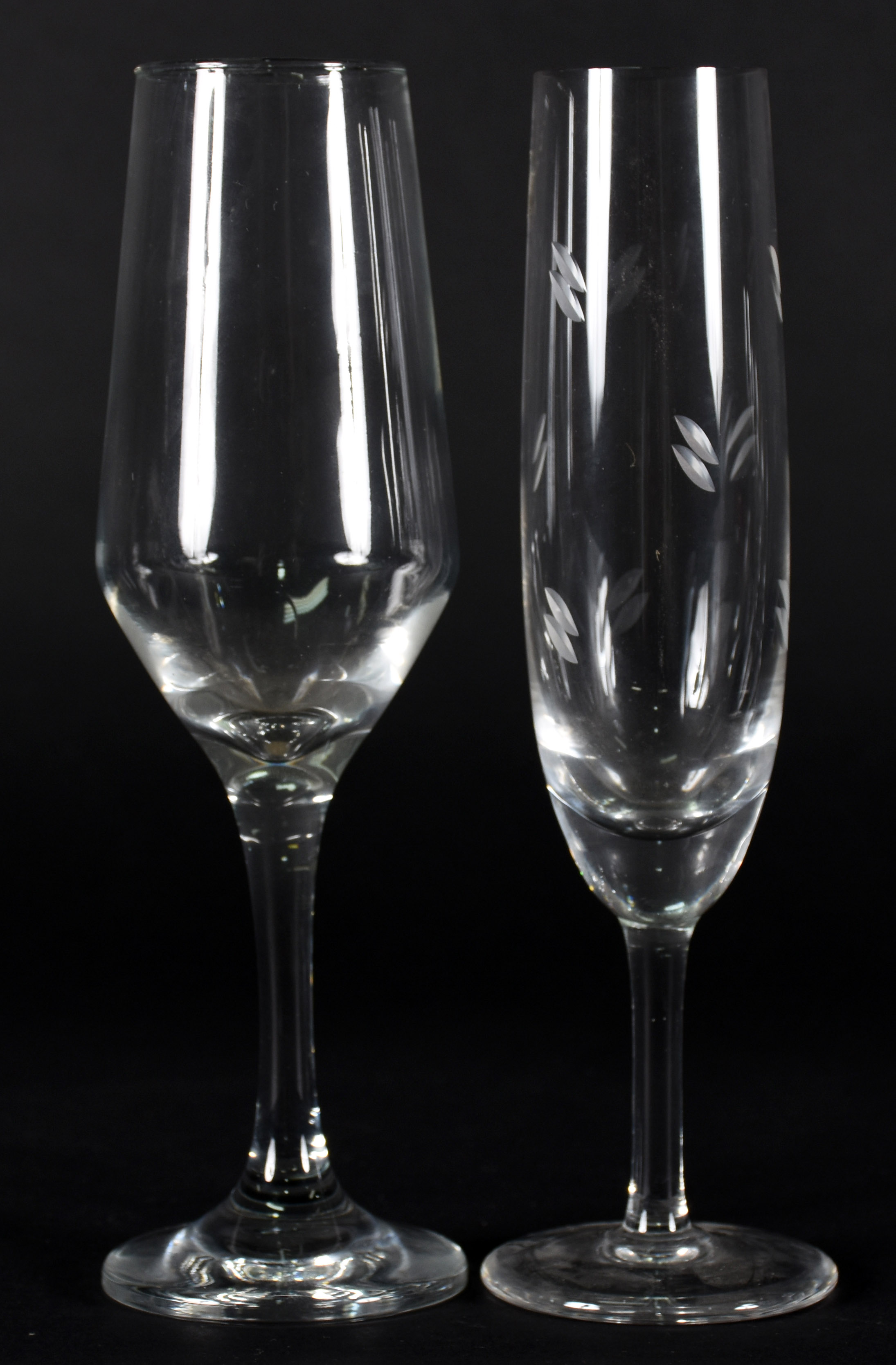 Serviço de cristal composto de , 6 copos baixo , 5 longos para... - foto 3 de 3