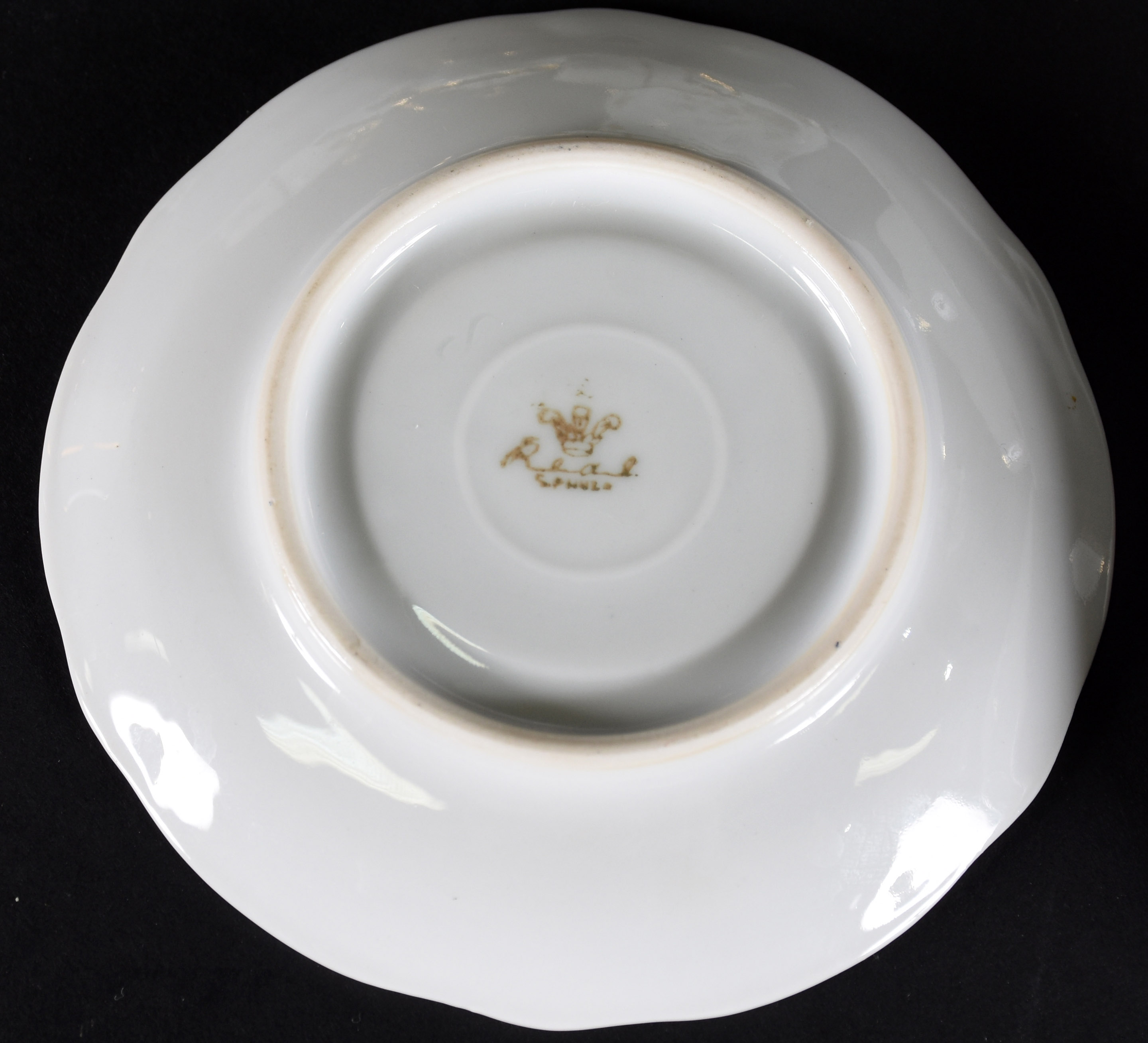Dois serviços de porcelana Real para chá e café . - Cinco xícaras... - foto 3 de 4