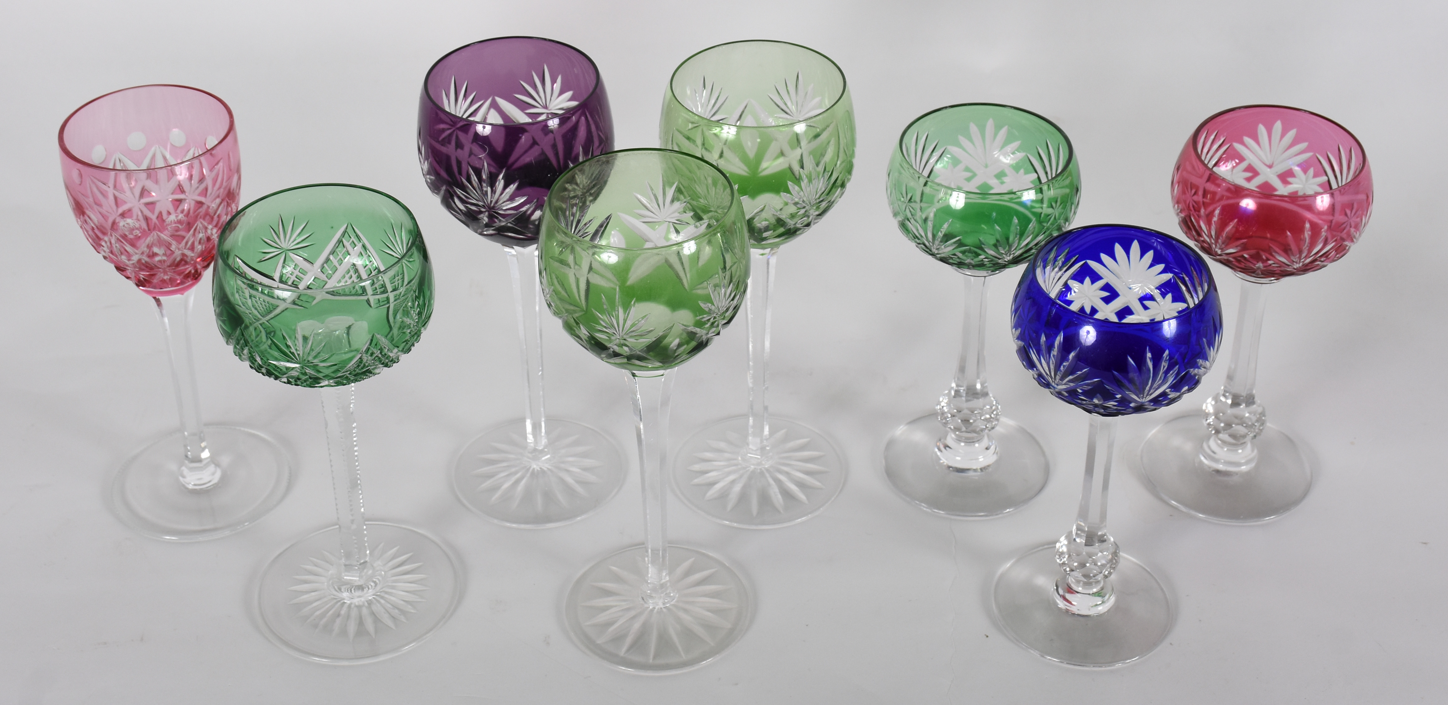 Oito cálices de cristal double lapidado, diversas cores e modelos . - foto 2 de 4