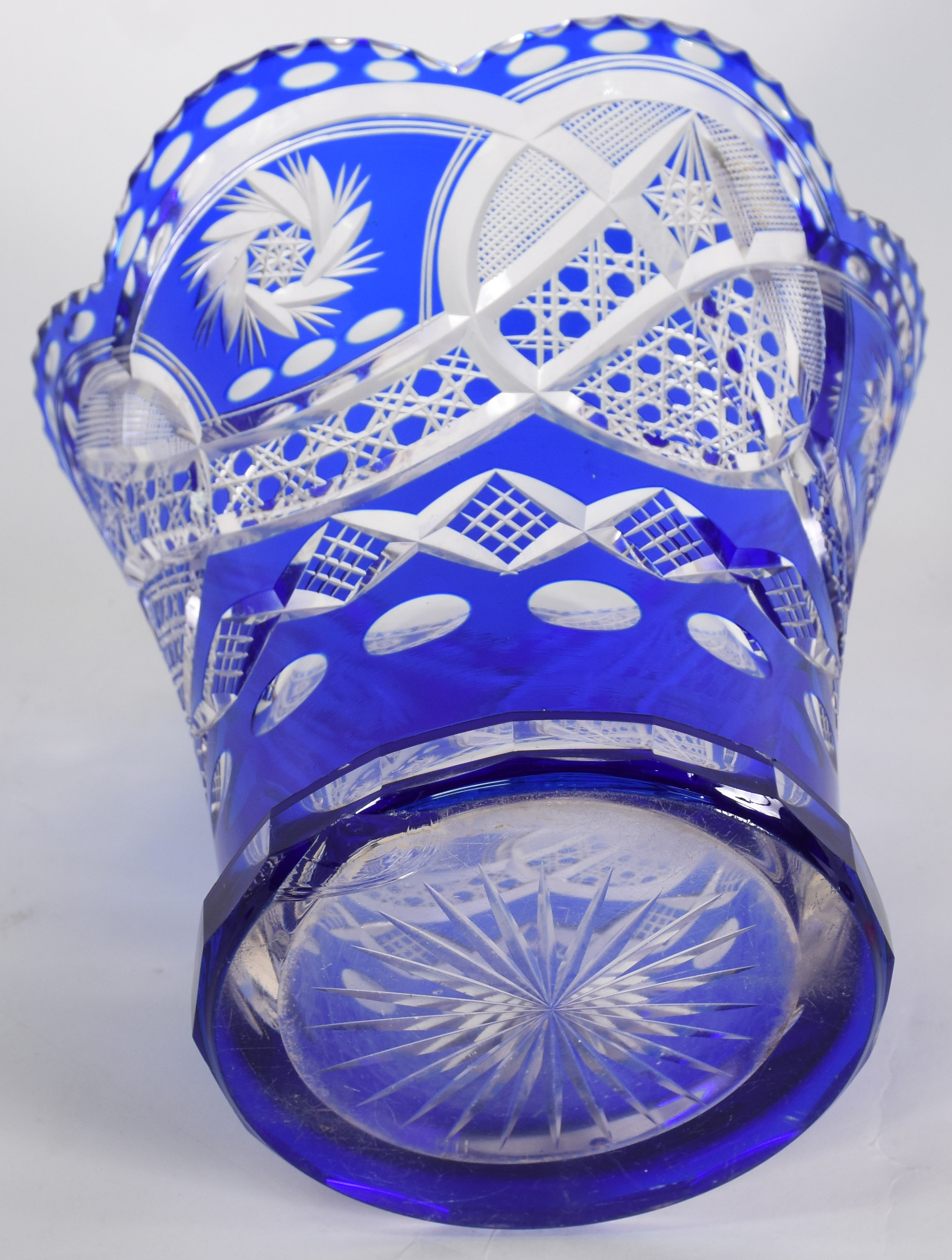 Vaso de cristal doublé azul ( lascado na base) - foto 3 de 3