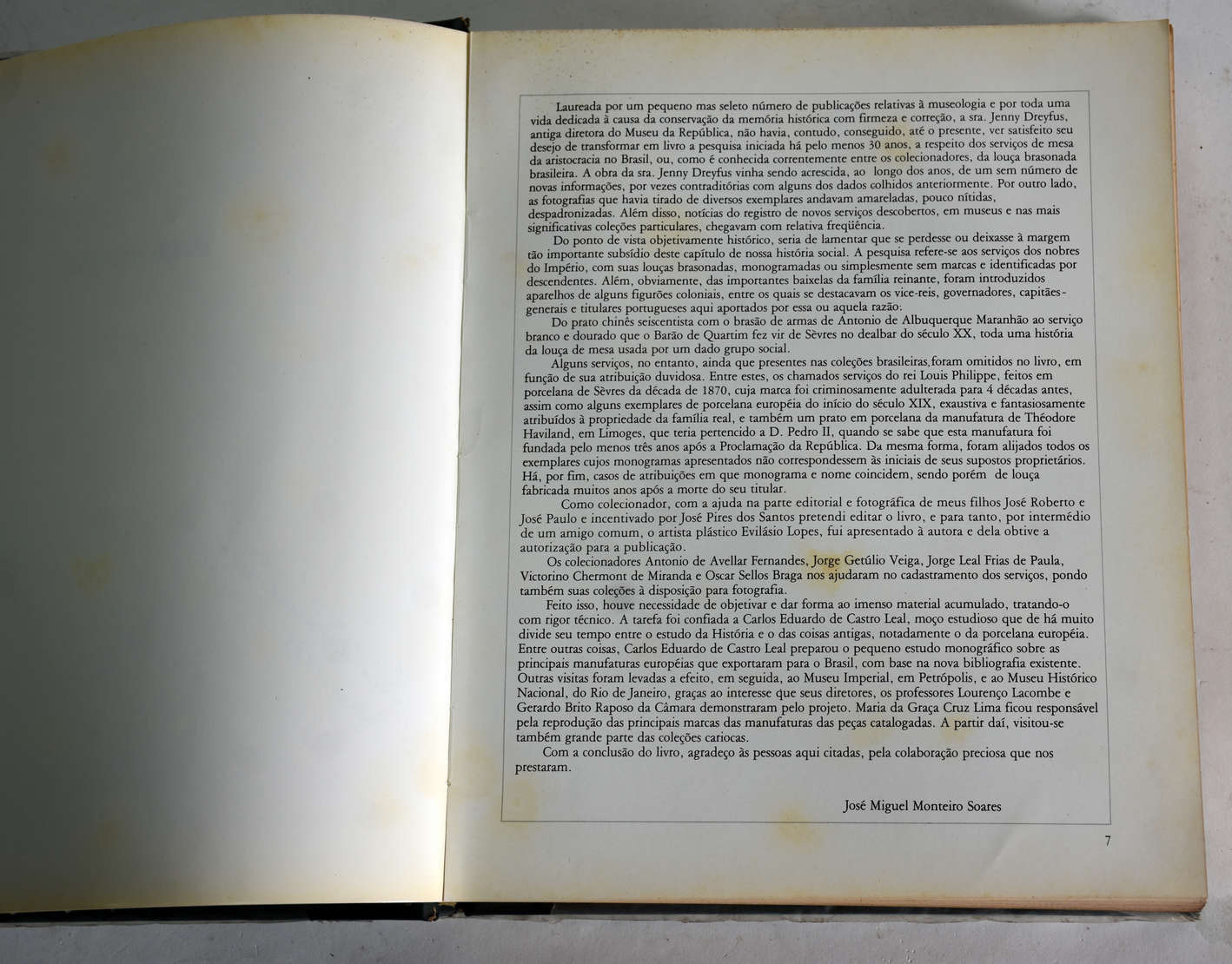Livro " Louça da Aristocracia " - foto 3 de 5