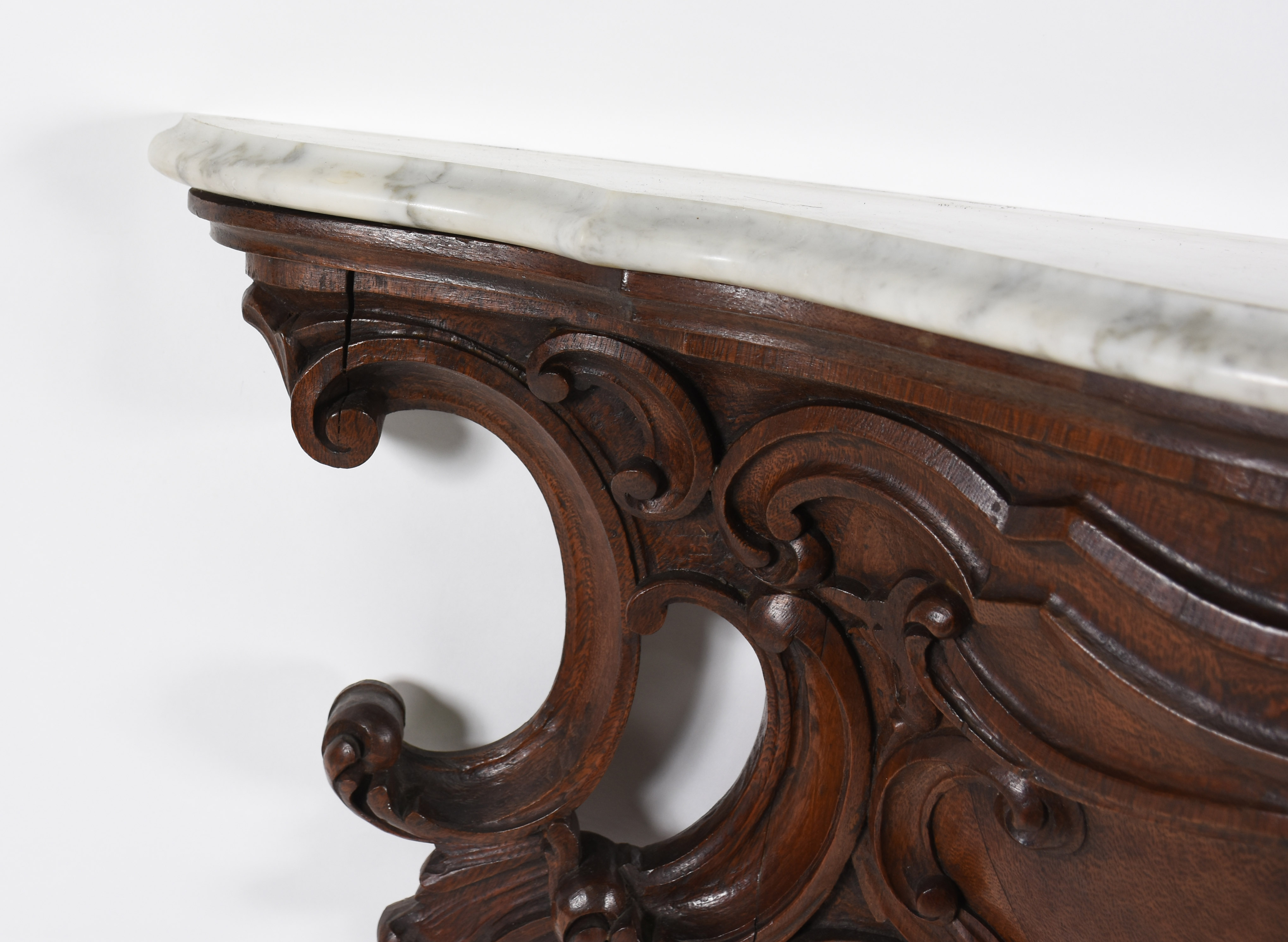 Console de madeira nobre entalhada com tampo de mármore, acompanha... - foto 4 de 6